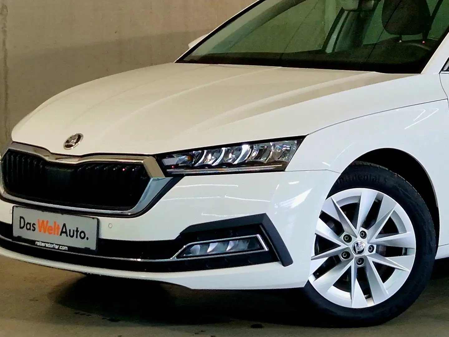 Skoda Octavia Premium TDI DSG Weiß - 2