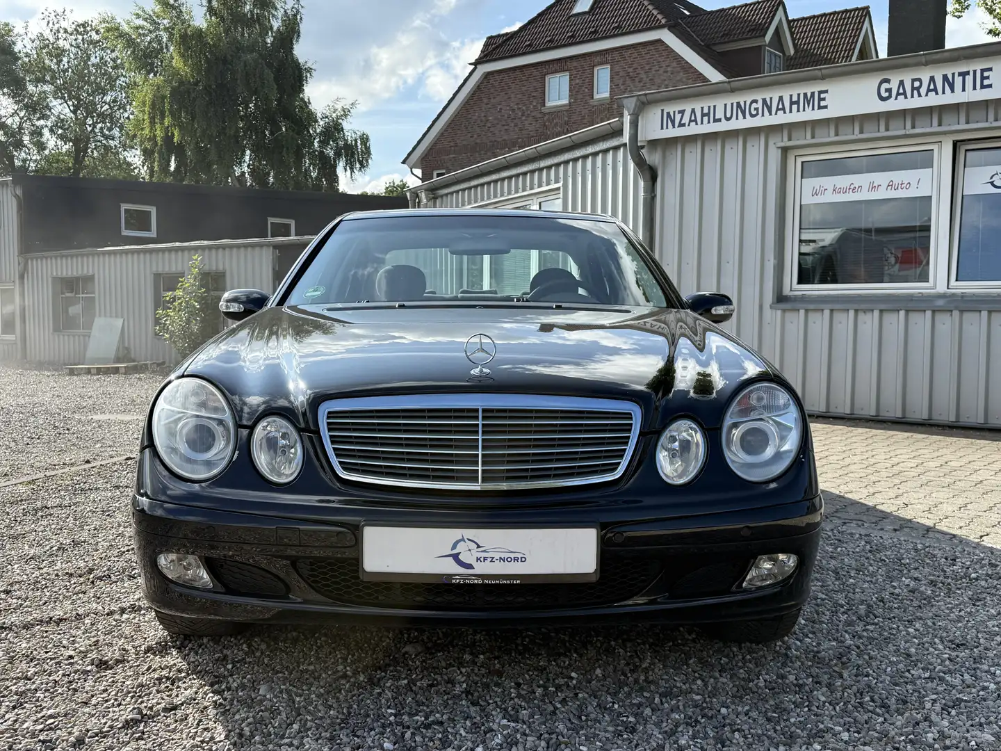 Mercedes-Benz E 240 E 240 Tüv Neu*Klima*PDC*NAvi*Tempo Czarny - 2