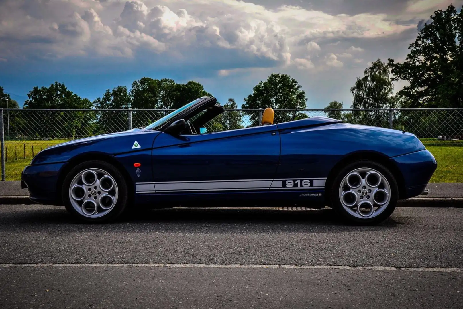 Alfa Romeo Spider 2,0 Twin Spark 16V L - 1