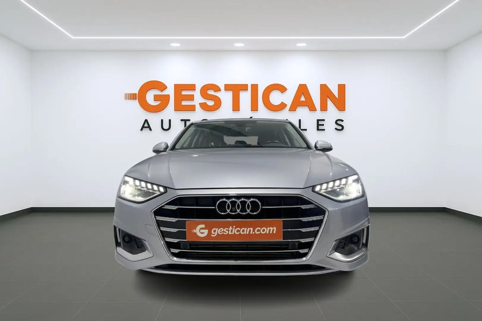 Audi A4 Advanced 35 TFSI 110kW (150CV) S tronic Gris - 2