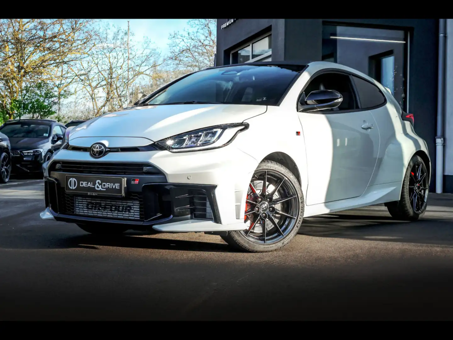 Toyota Yaris GR-FOUR AUTO°CARPLAY°KAM°JBL°ACC Blanc - 1