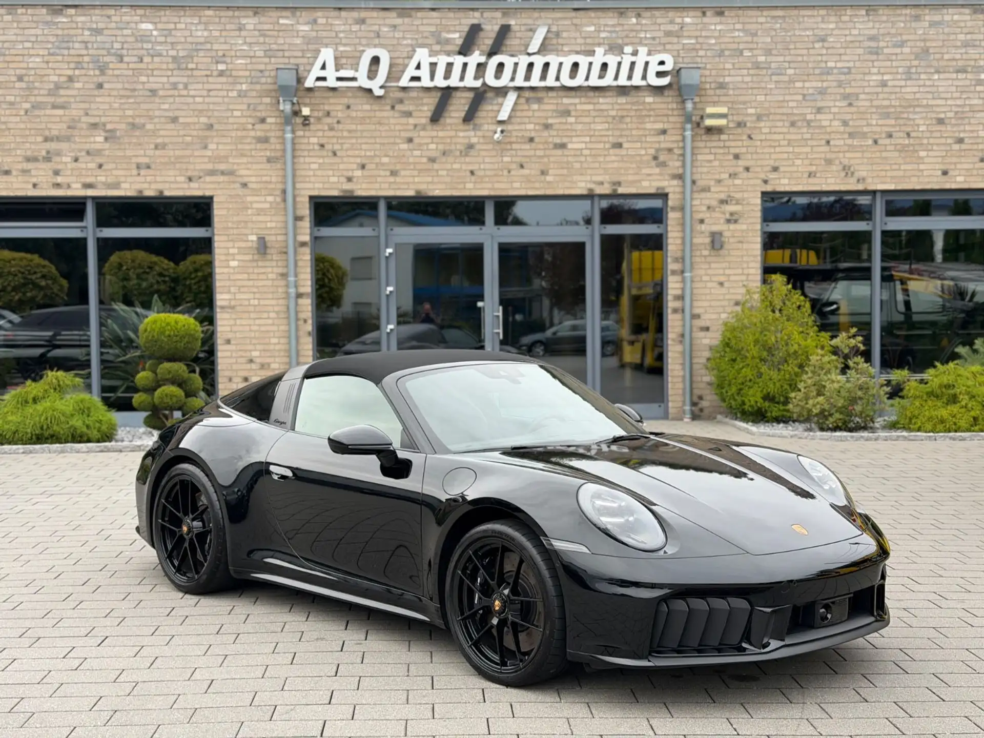 포르쉐 911 Carrera 4 GTS Cabriolet 2026 검정 사진 7