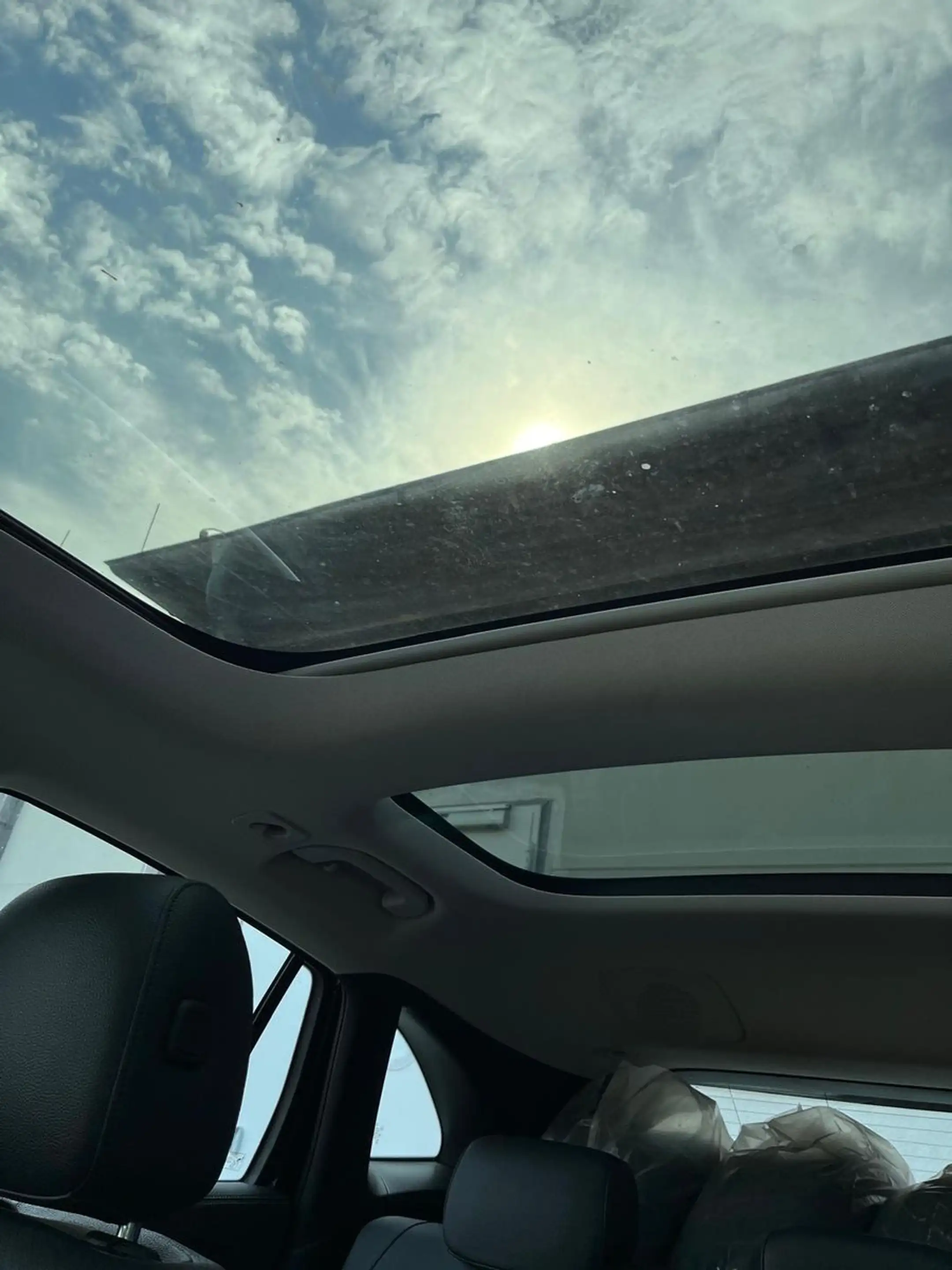 Mercedes-Benz GLA 250 e  Leder+AHK+360*+Pano+1.Hd — photo 9