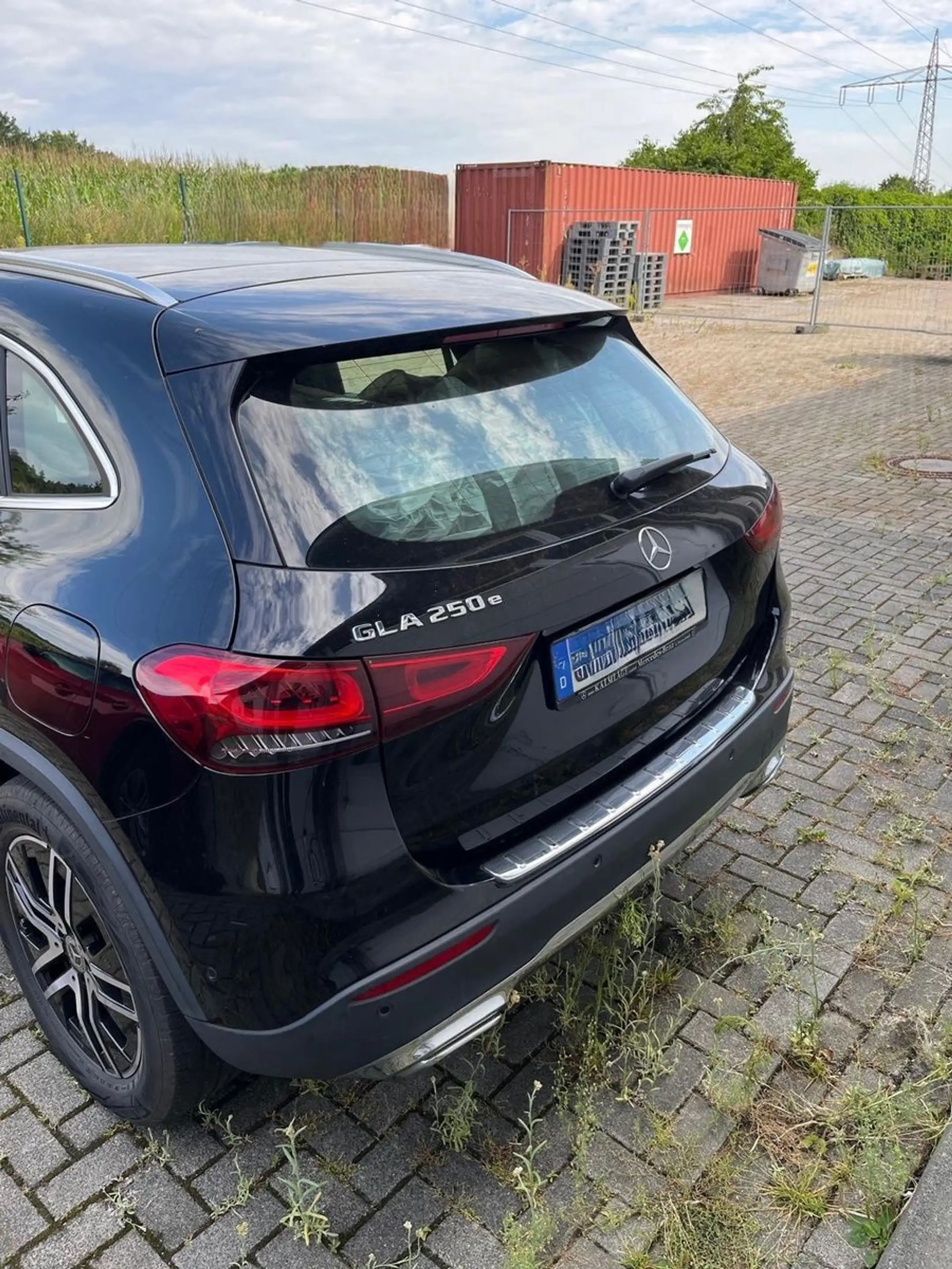 Mercedes-Benz GLA 250 e  Leder+AHK+360*+Pano+1.Hd — photo 13