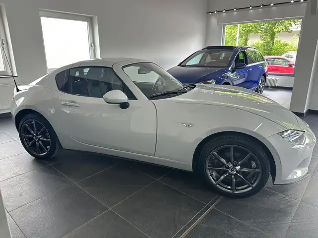 Mazda MX-5 Sports Line RF/LED/BOSE/DAB/TW/PDC/TEMP