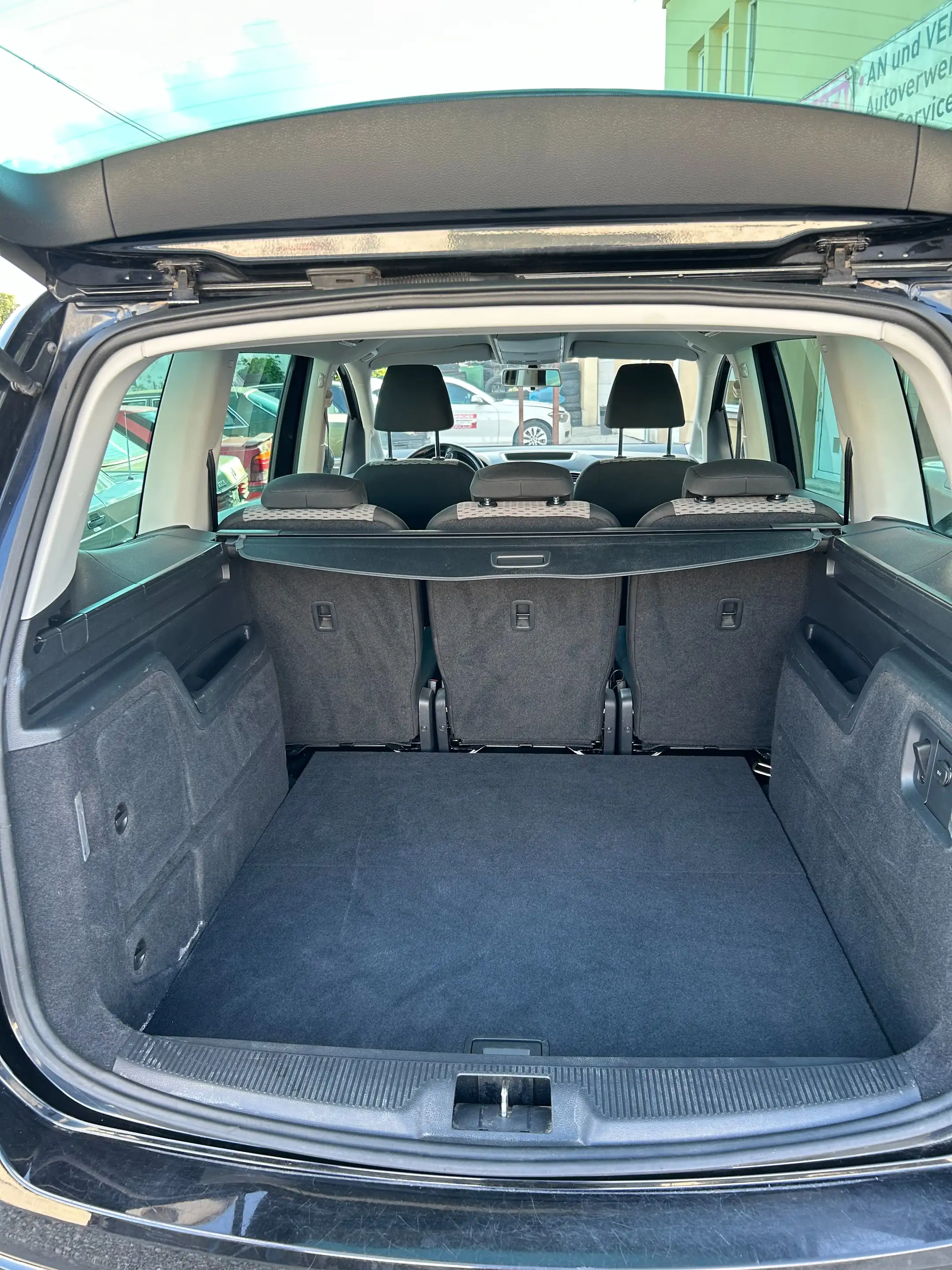 Volkswagen Sharan Trendline BMT — photo 5