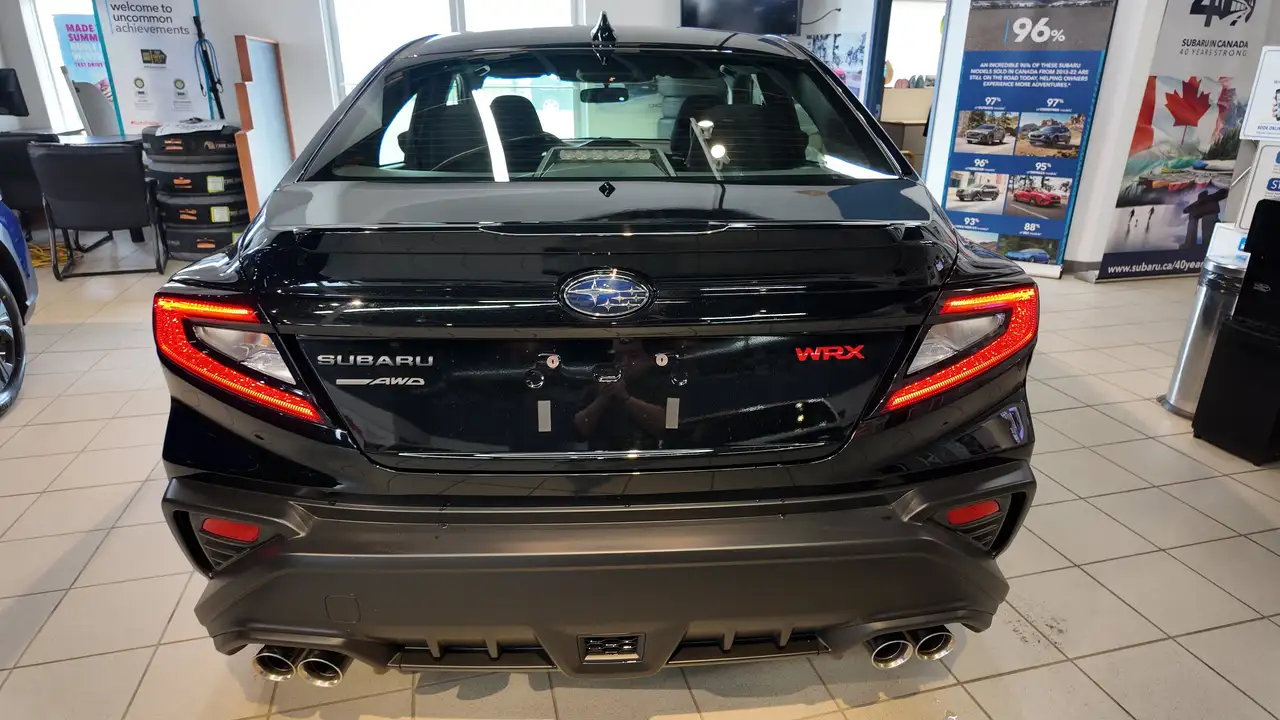 Subaru WRX снимка Subaru WRX