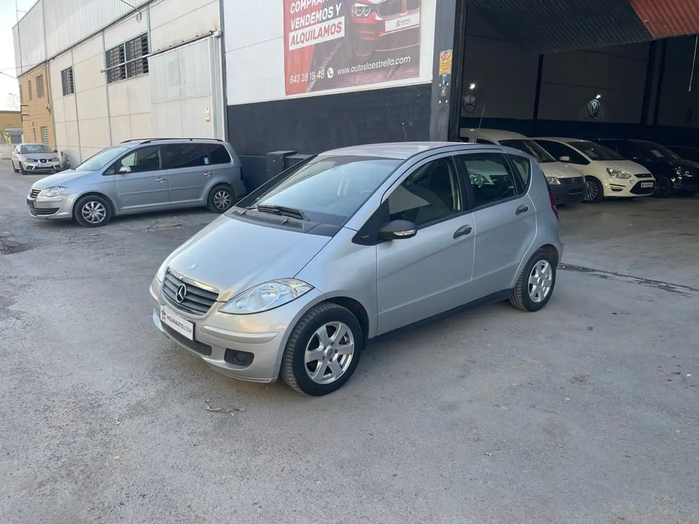 Mercedes-Benz A 170 Mercedes Elegance Gris - 1