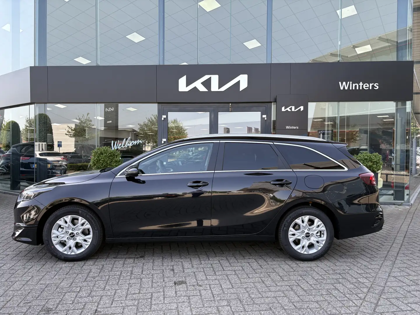 Kia Ceed SW / cee'd SW Sportswagon 1.5 T-GDi DynamicPlusLine DCT7 Automaa Zwart - 2