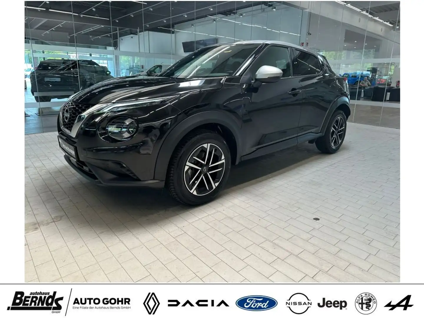 Nissan Juke 1.0 DIG-T N-Connecta KLIMAAUTOM. SITZHZG. ISO-FIX Schwarz - 1
