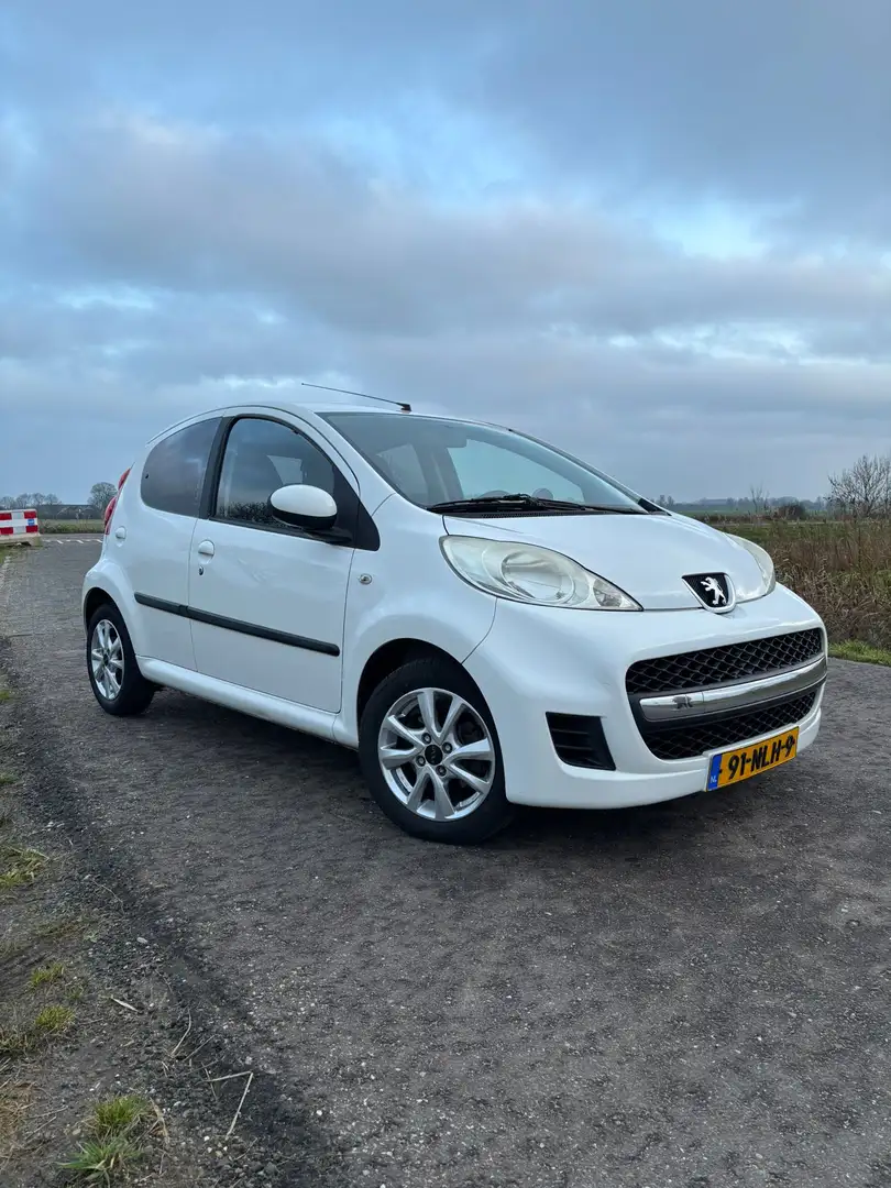 Peugeot 107 107 1.0-12V Urban Move Wit - 2