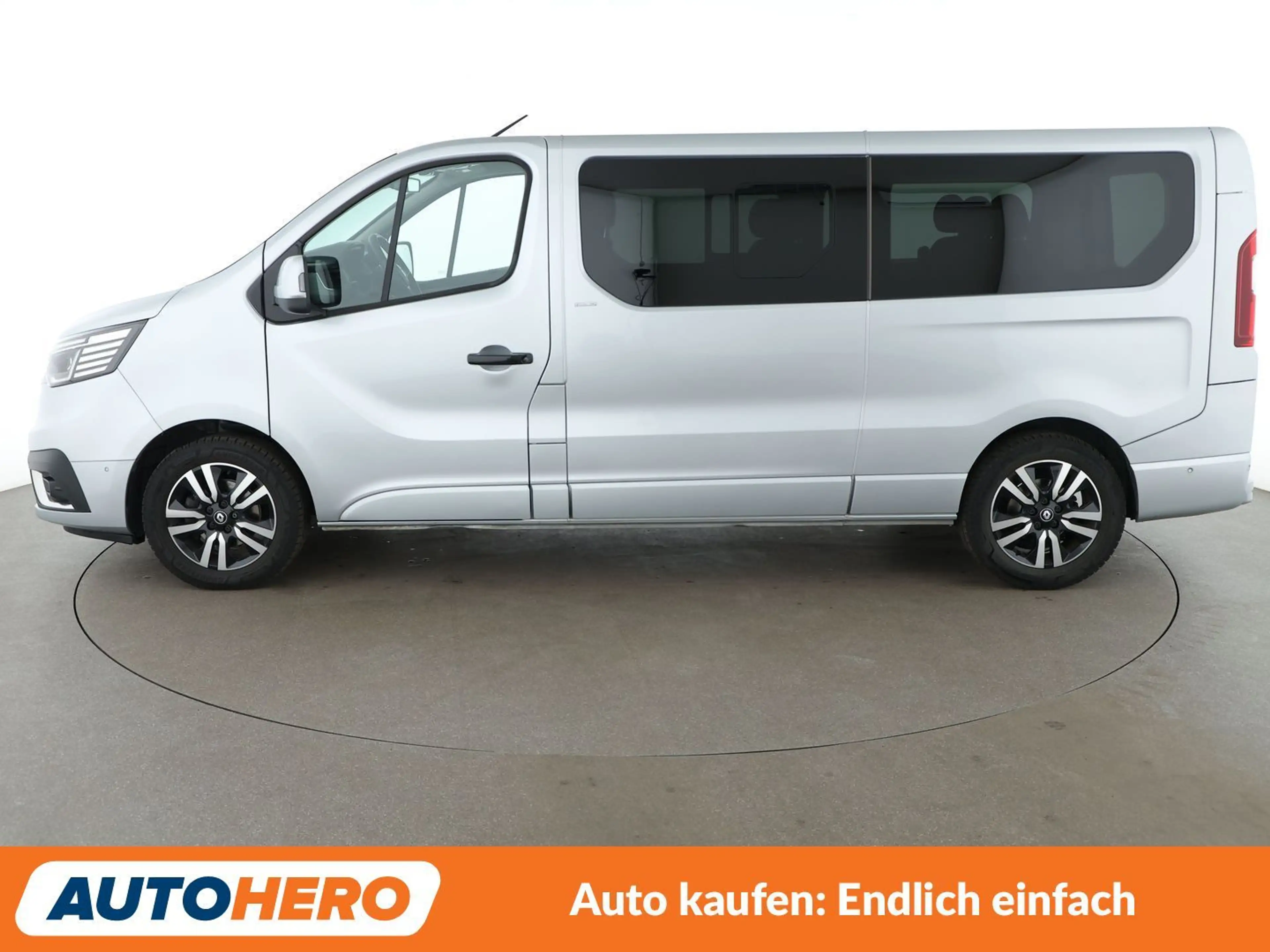 Renault Trafic 2.0 BLUE dCi L2H1 Grand SpaceClass Aut.*NAVI*CAM* — photo 3