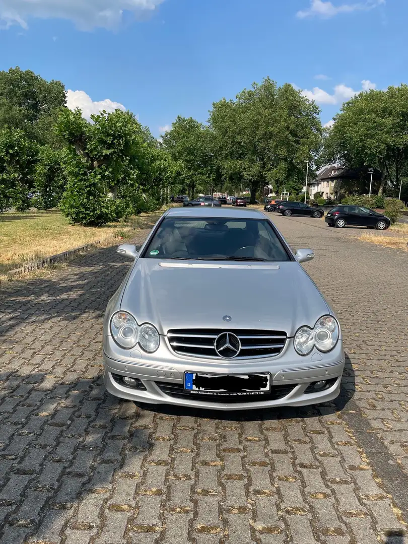 Mercedes-Benz CLK 320 Coupe CDI Avantgarde DPF srebrna - 1
