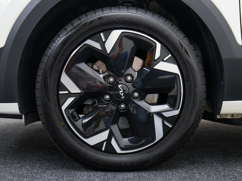 Kia e-Niro EV DynamicLine 64.8 kWh | Stoelverwarming | Draadl — photo 7