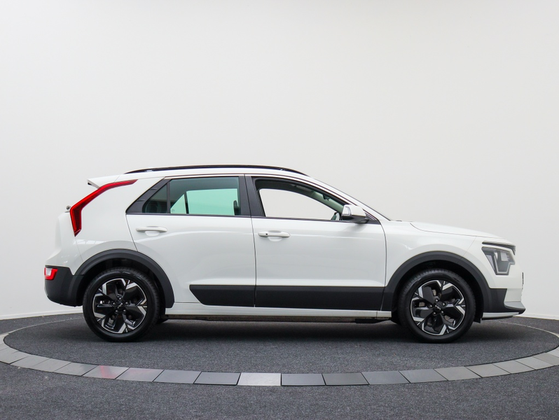 Kia e-Niro EV DynamicLine 64.8 kWh | Stoelverwarming | Draadl — photo 11