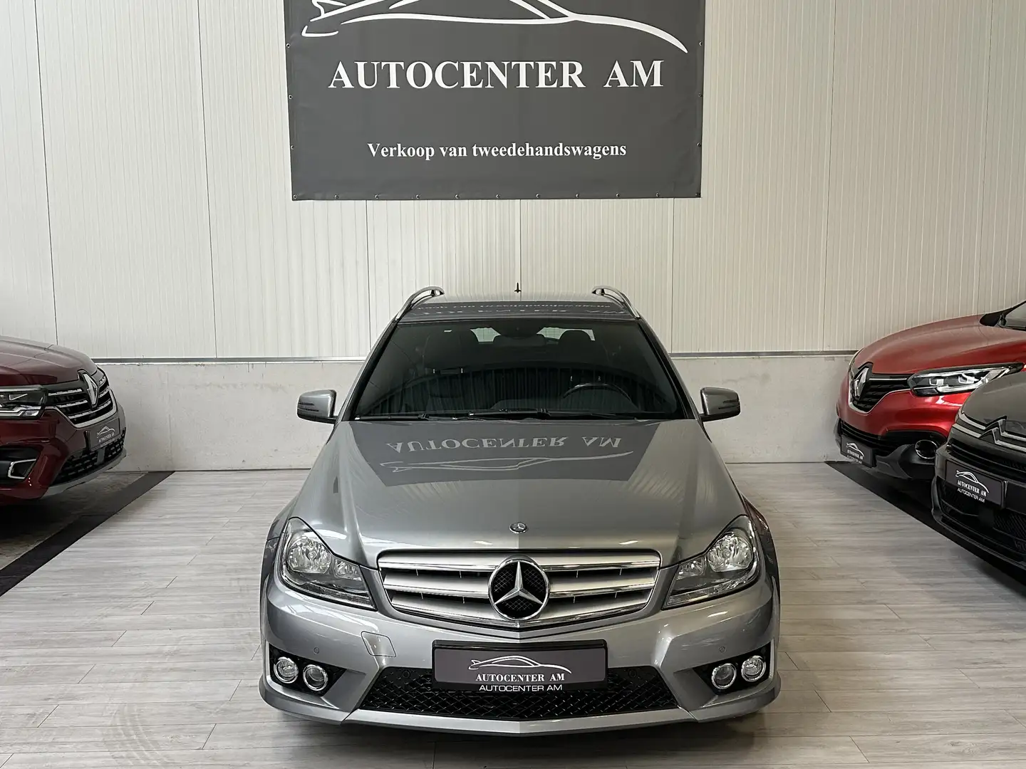 Mercedes-Benz C 200 2.2 D CDI DPF BlueEFFICIENCY AMG Pack 12M Garantie Grijs - 2