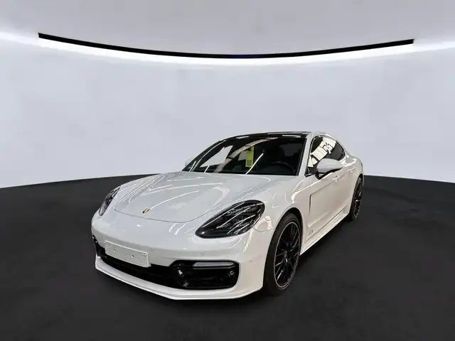 Porsche Panamera GTS*BOSE*PANO*360°PDLS+*CHRONO*SPORT DE