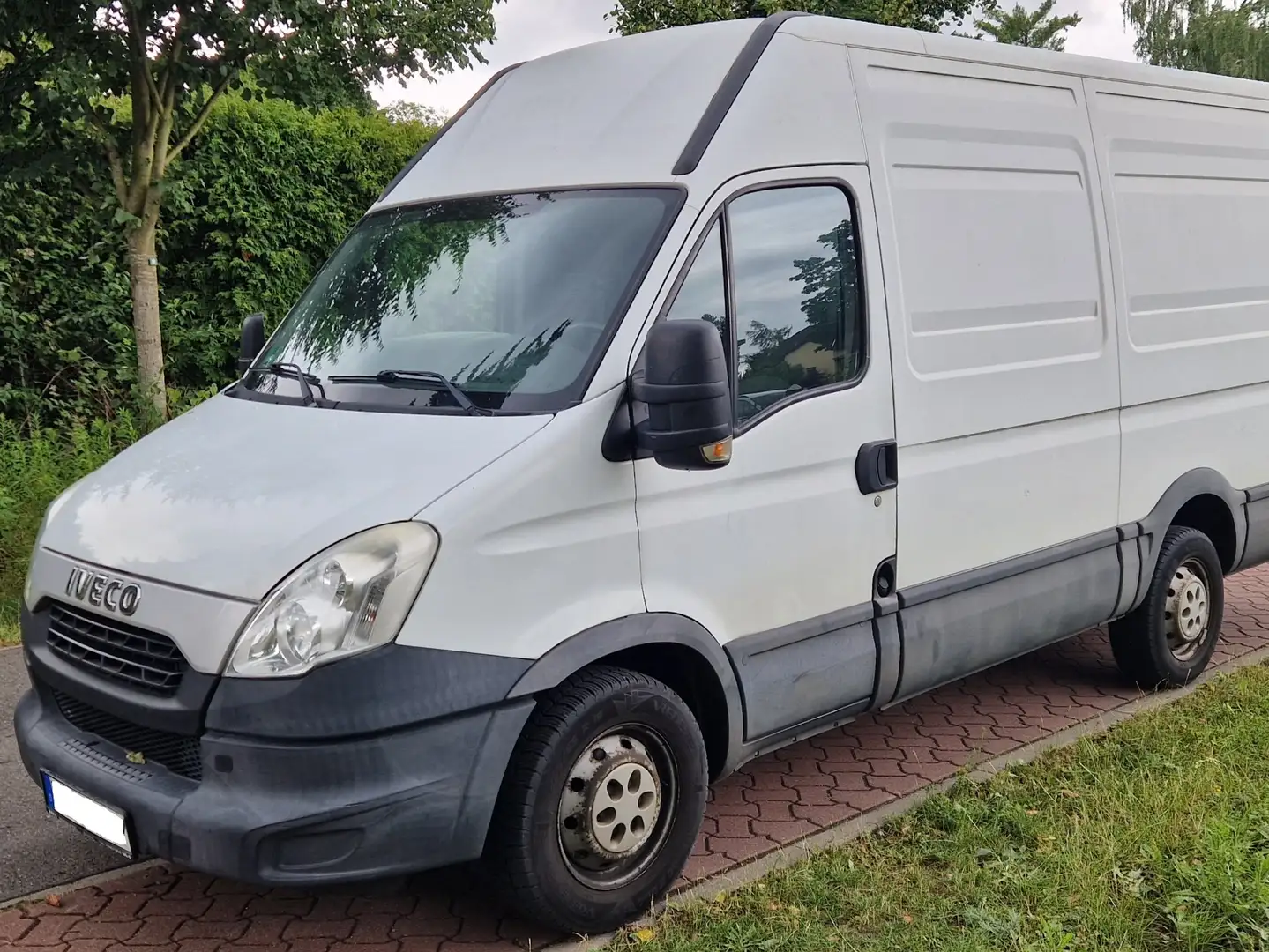 Iveco Daily 35 S 13 Weiß - 1