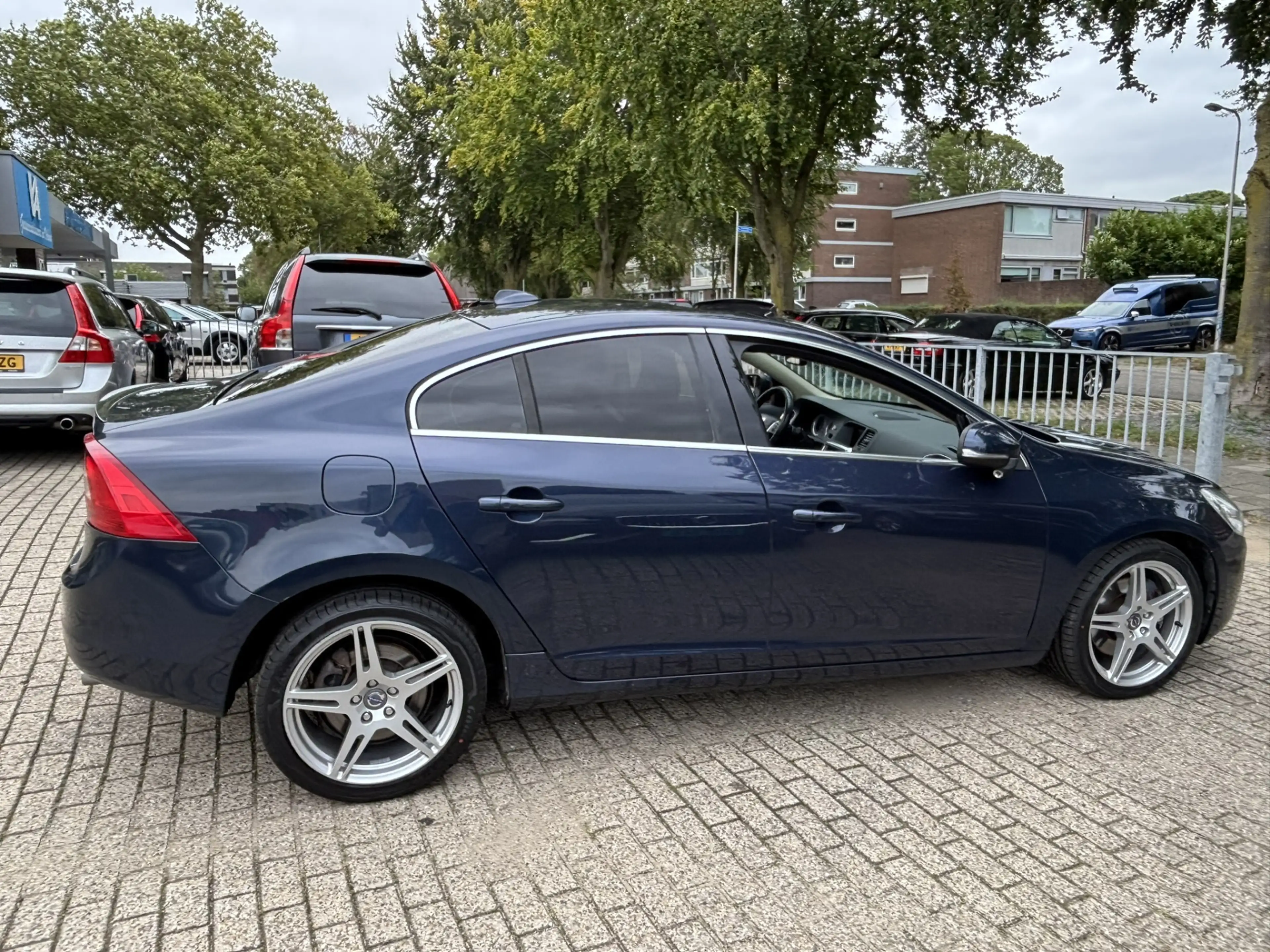 Volvo S60 3.0 T6 AWD Summum ACC Schuifdak Standkachel FourC — photo 3