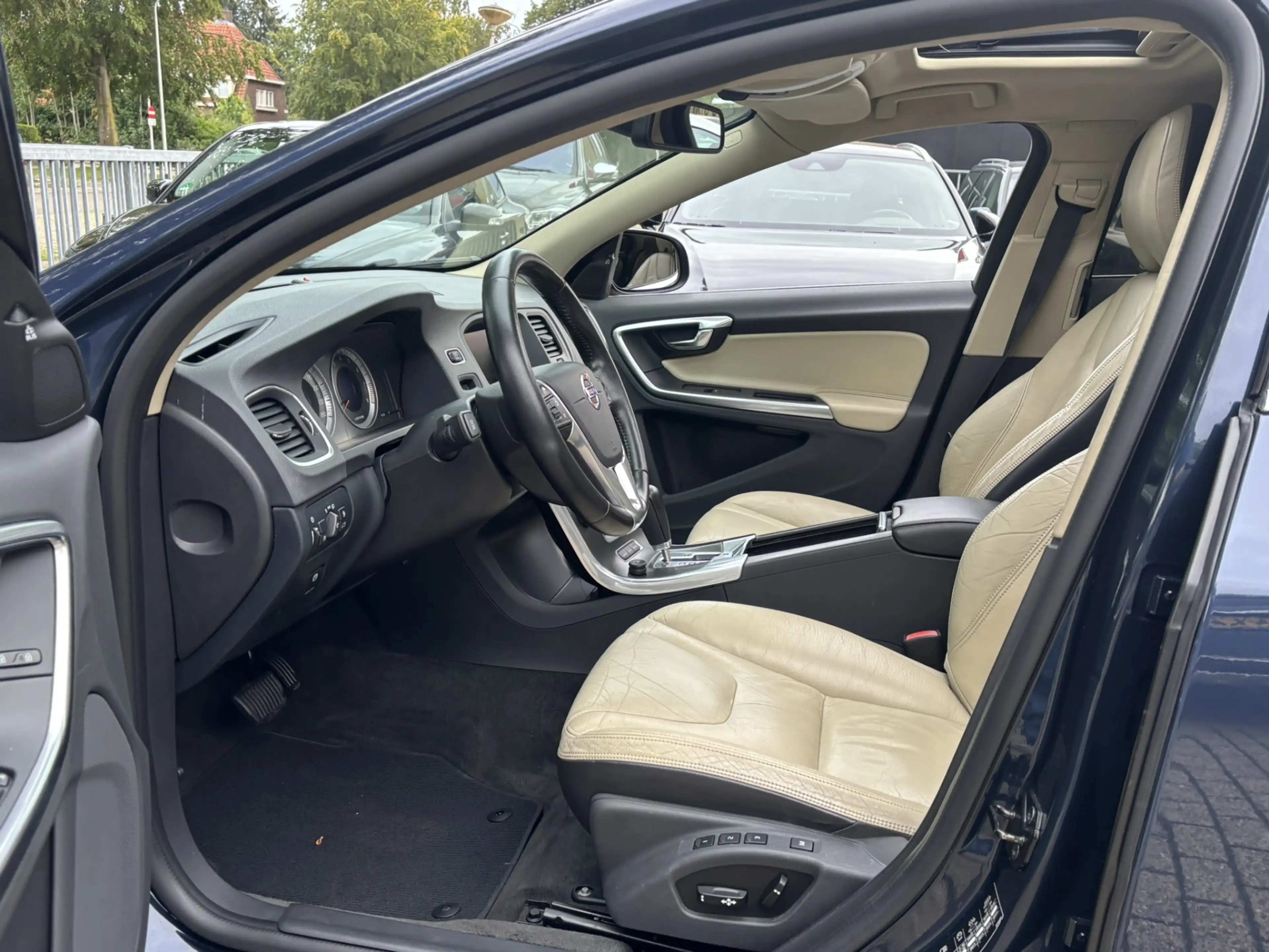 Volvo S60 3.0 T6 AWD Summum ACC Schuifdak Standkachel FourC — photo 8
