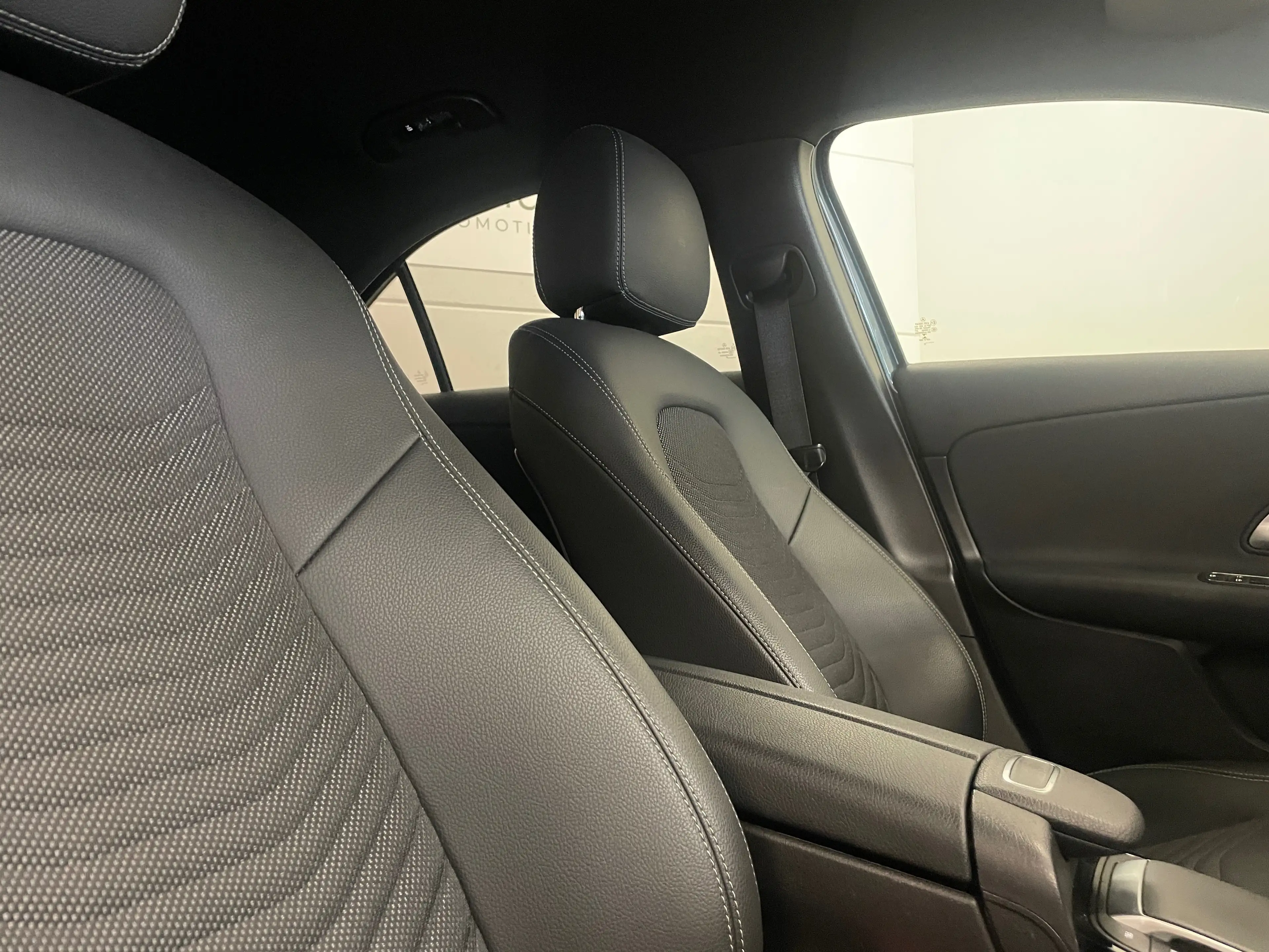 Mercedes-Benz A 180 A 180 Business Solution — photo 8