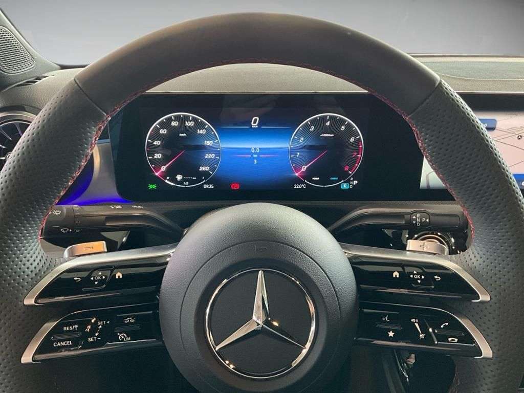 Mercedes-Benz A 220
