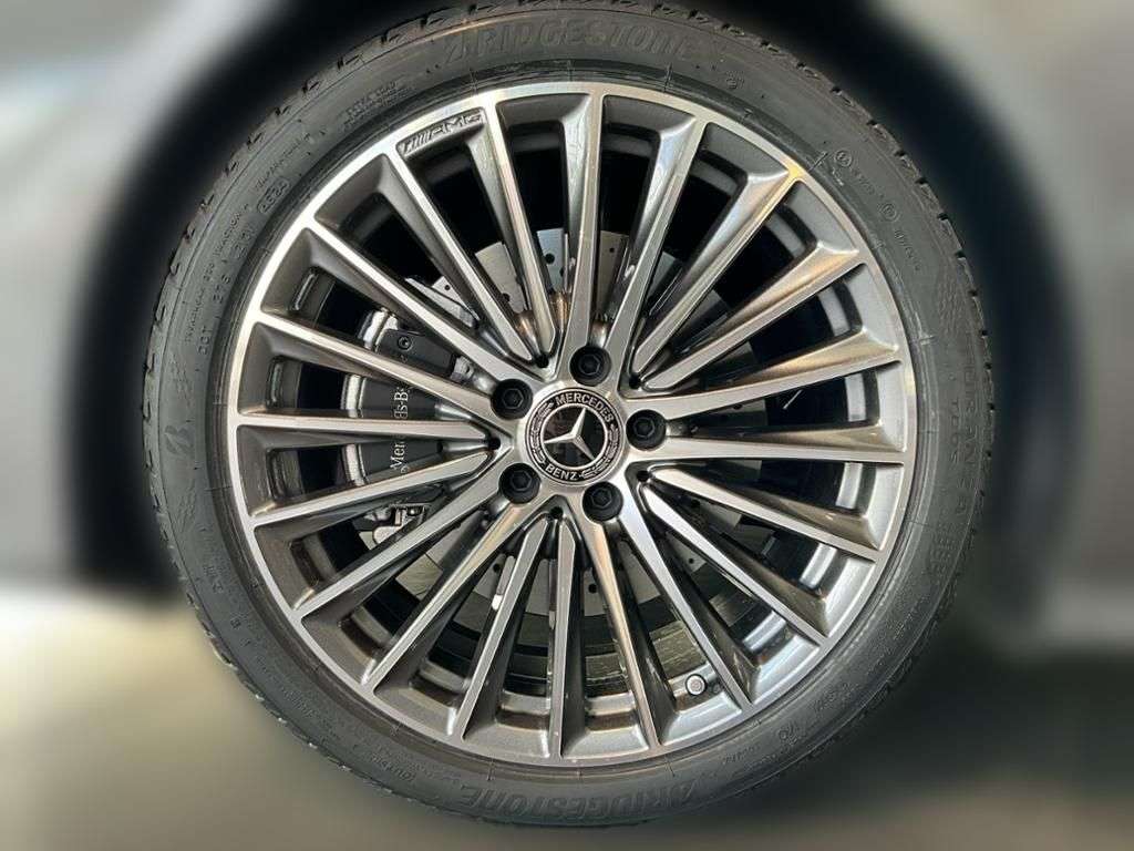 Mercedes-Benz A 220