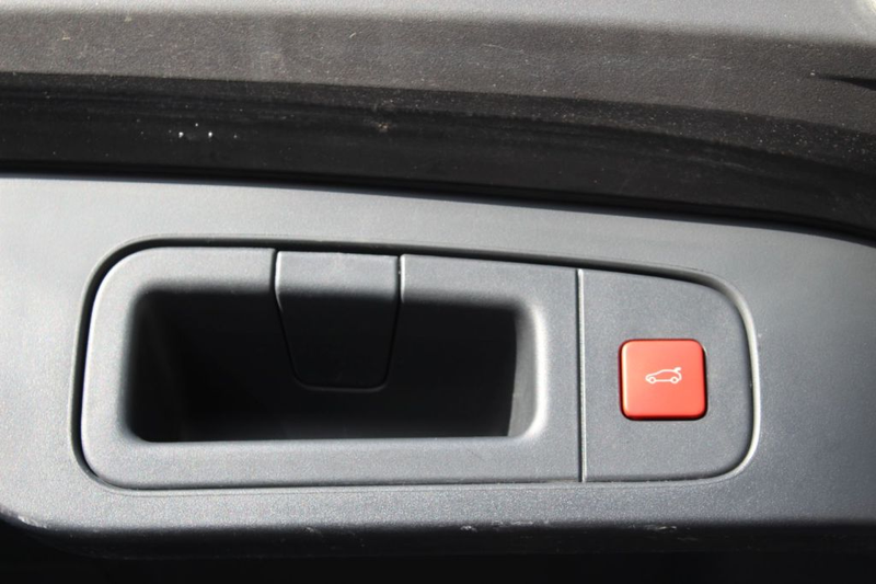 Citroen C5 X Hybrid 225 Start&Stopp e-EAT8 SHINE PACK — photo 12