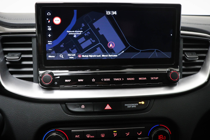 Kia Ceed SW / cee'd SW Sportswagon 1.6 GDI PHEV DynamicPlusLine | CAMERA — photo 39