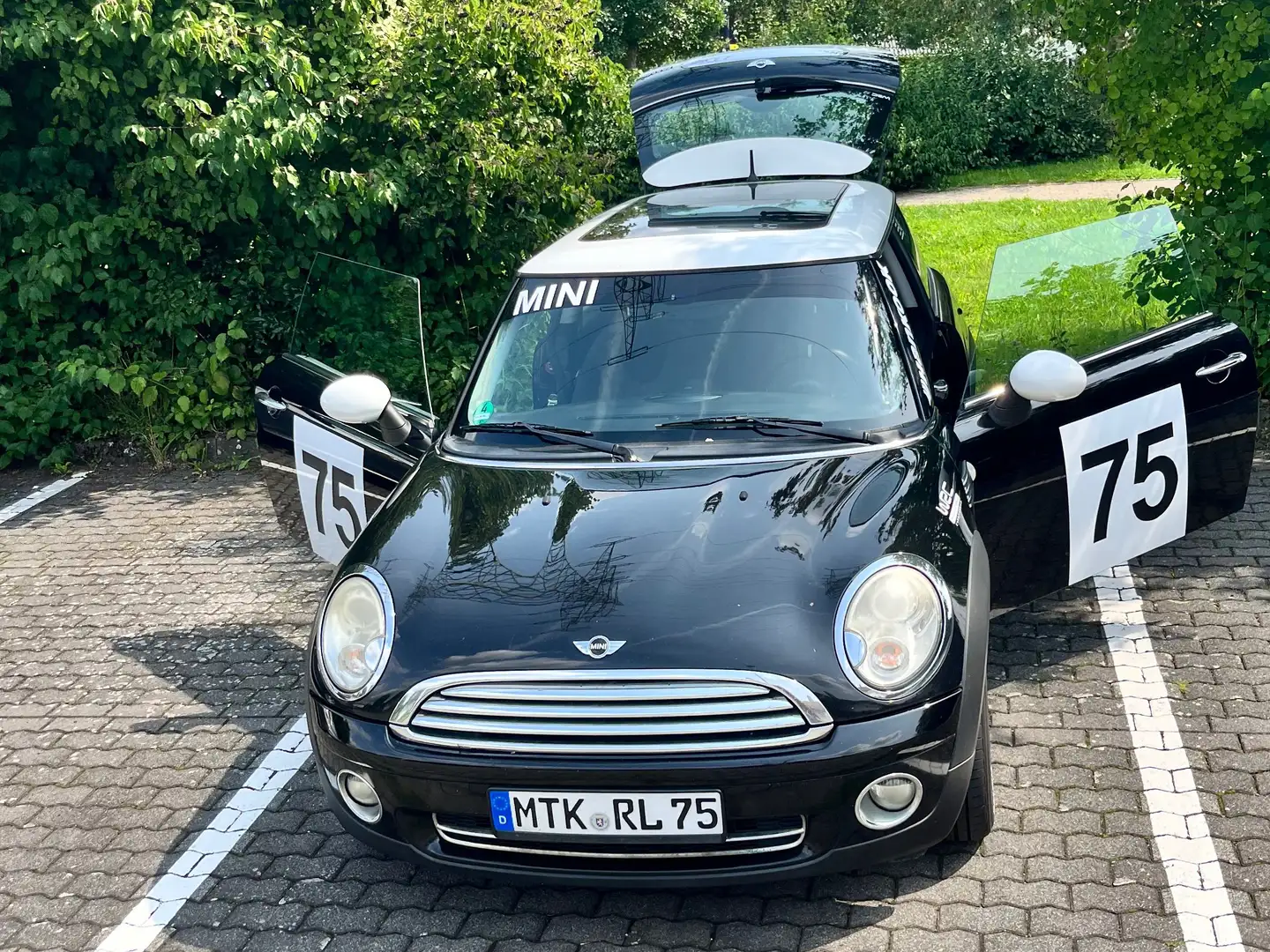 MINI Cooper MINI COOPER 1,6 COOPER Чёрный - 1