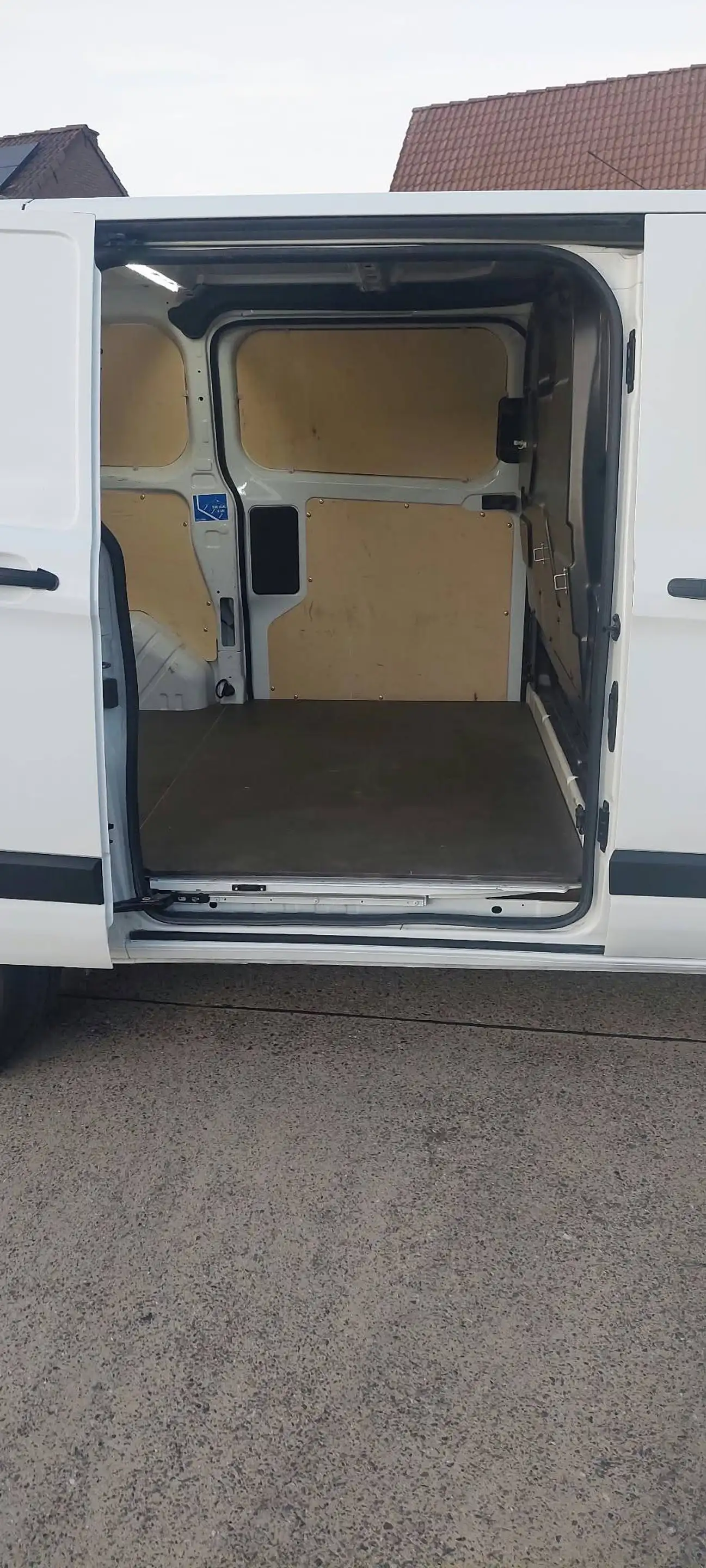 Ford Transit Custom 2.0TD 105PS TREND FWD 280 SWB — photo 11