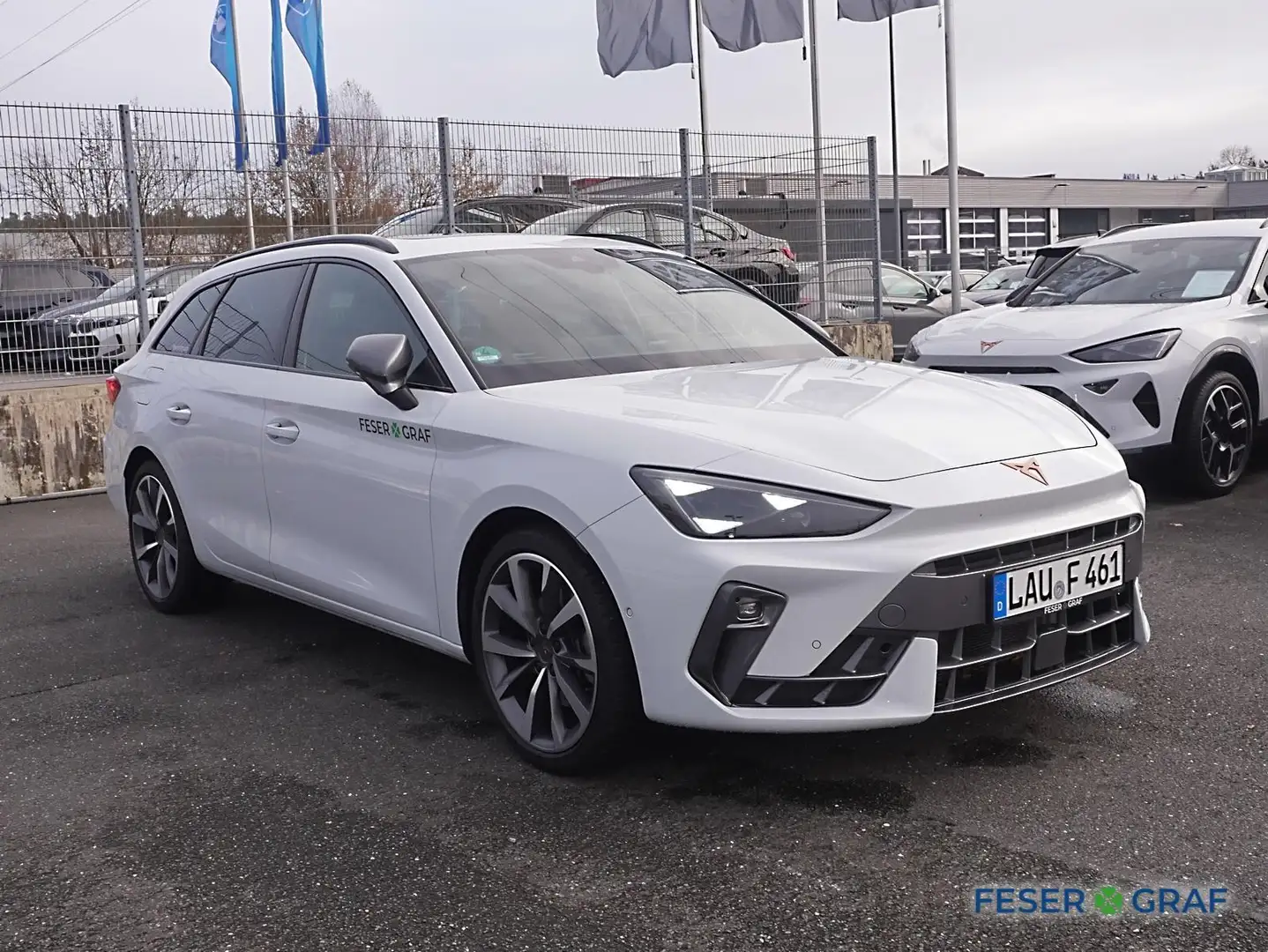 CUPRA Leon ST 2.0 TDI 7-Gang-DSG AHK/NAVI/PANO Weiß - 2