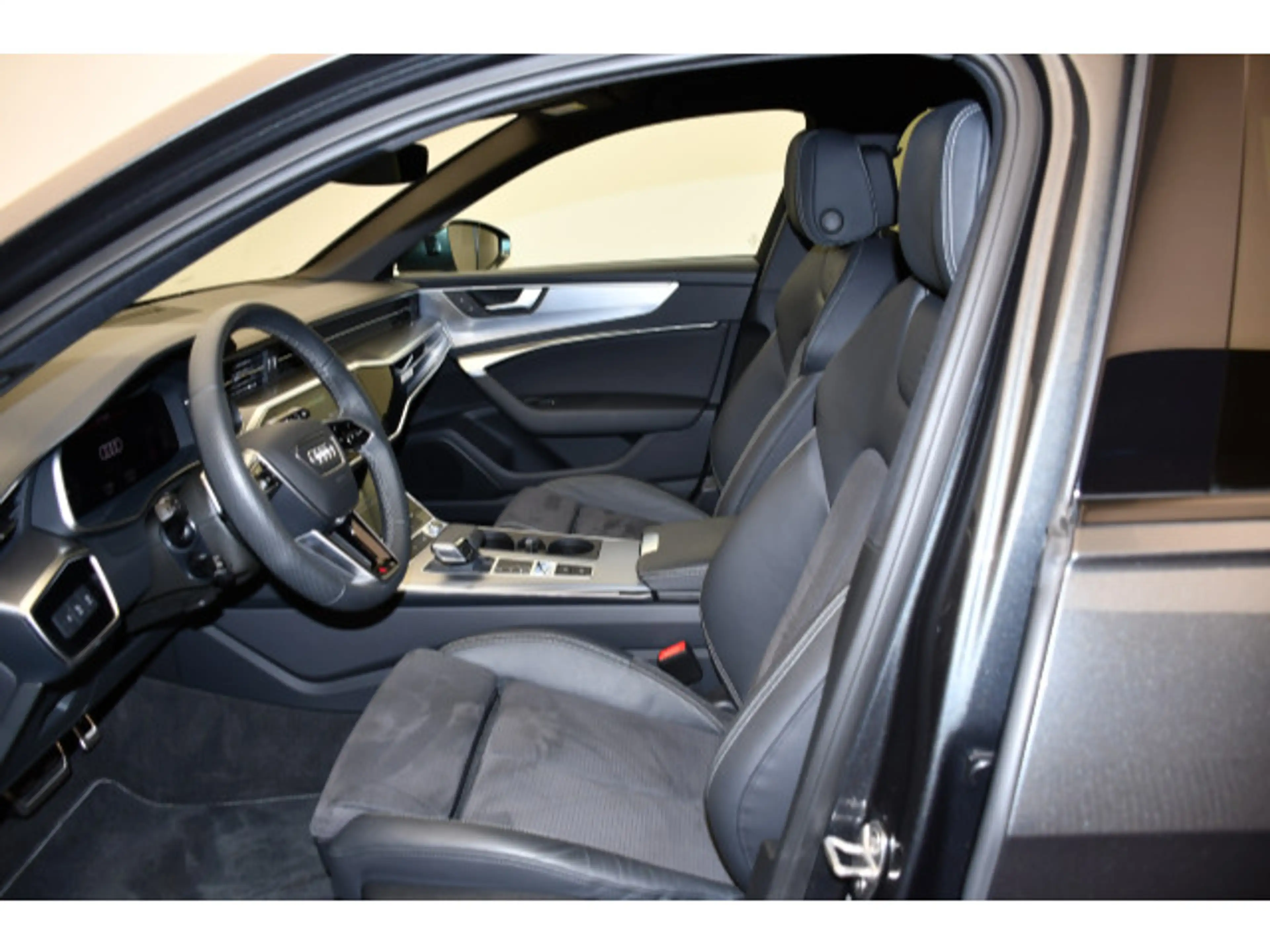 Audi S6 3.0 TDI quattro tiptronic Matrix/ACC/Na — photo 3