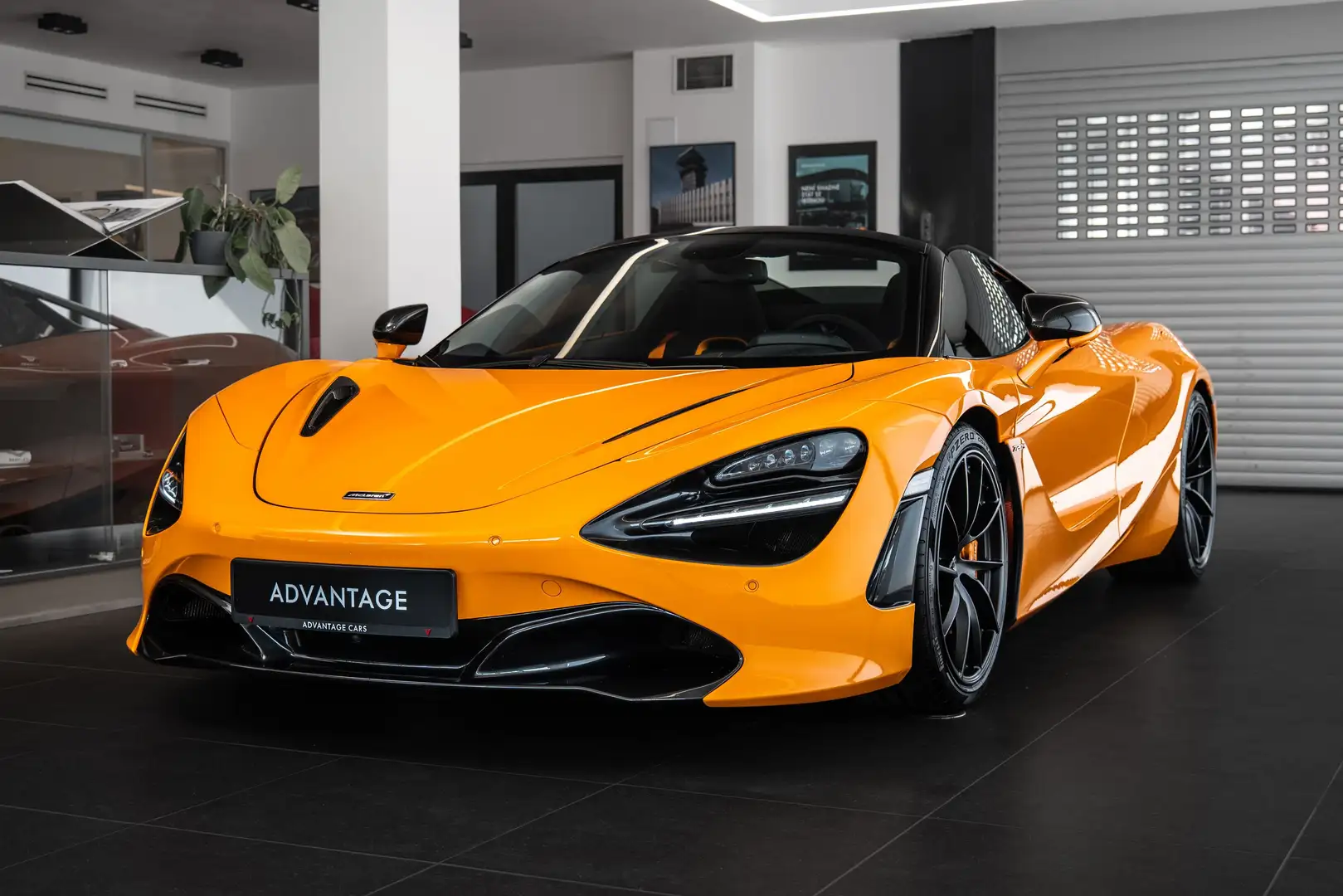 McLaren 720S Spider 4.0 V8 Biturbo Performance 720 ch Orange - 1