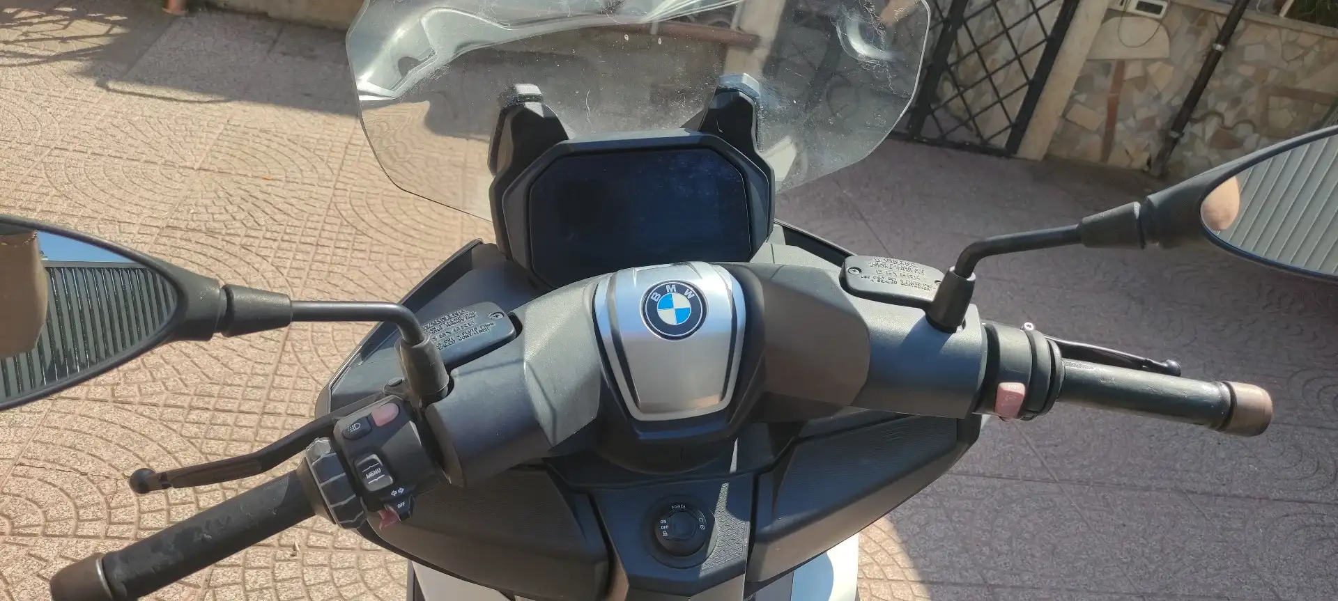 BMW C 400 GT Blanc - 1