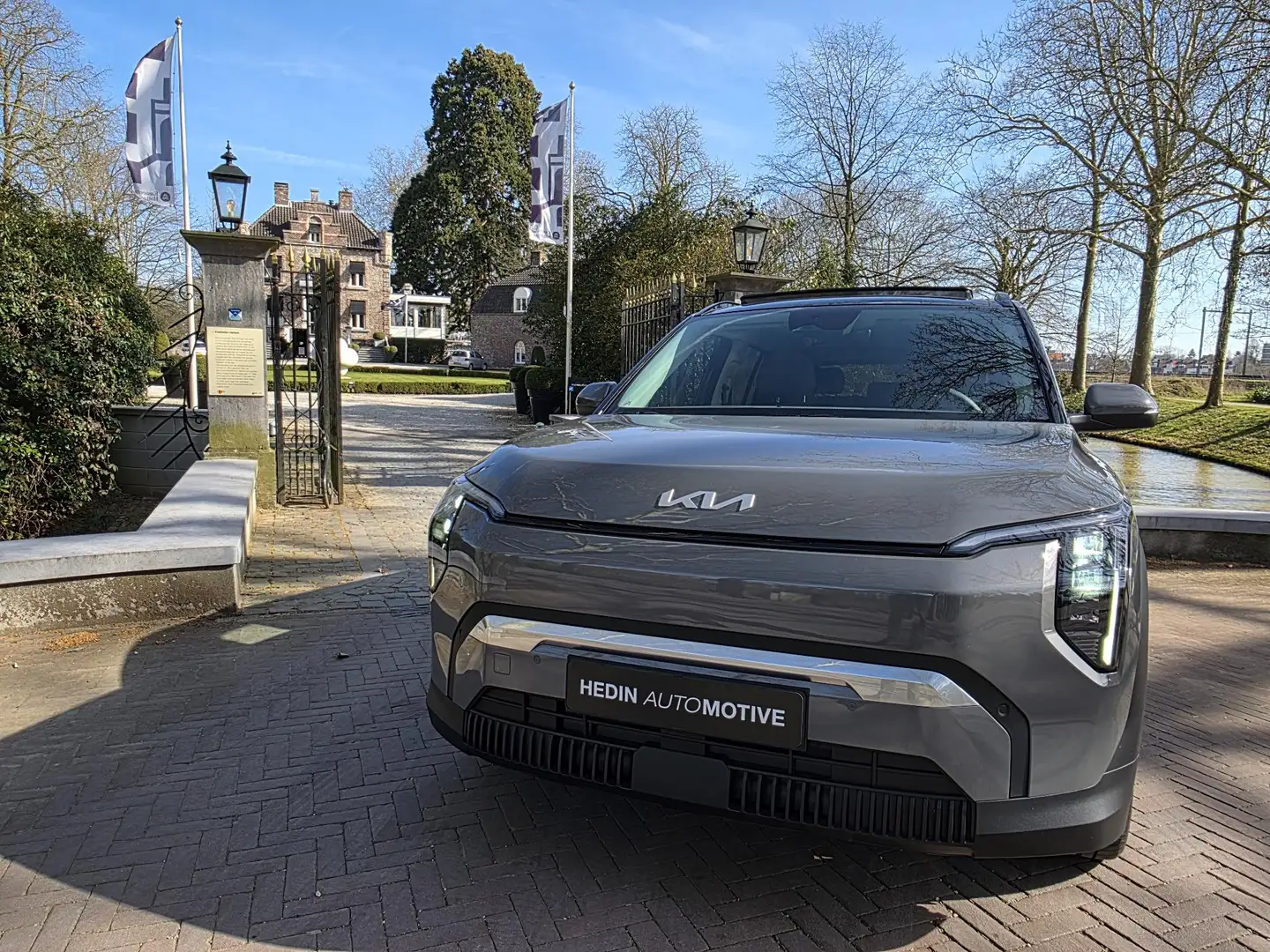 Kia EV3 Plus Advanced 81.4 kWh Grijs - 2