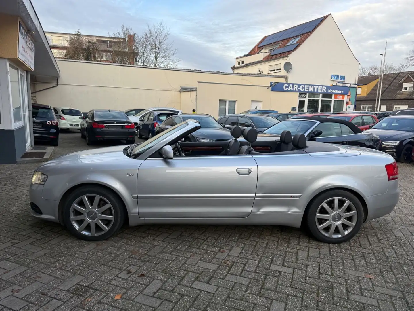 Audi A4 Cabriolet 3.0 TDI quattro S-LINE*LEDER*MFL*** Silber - 2