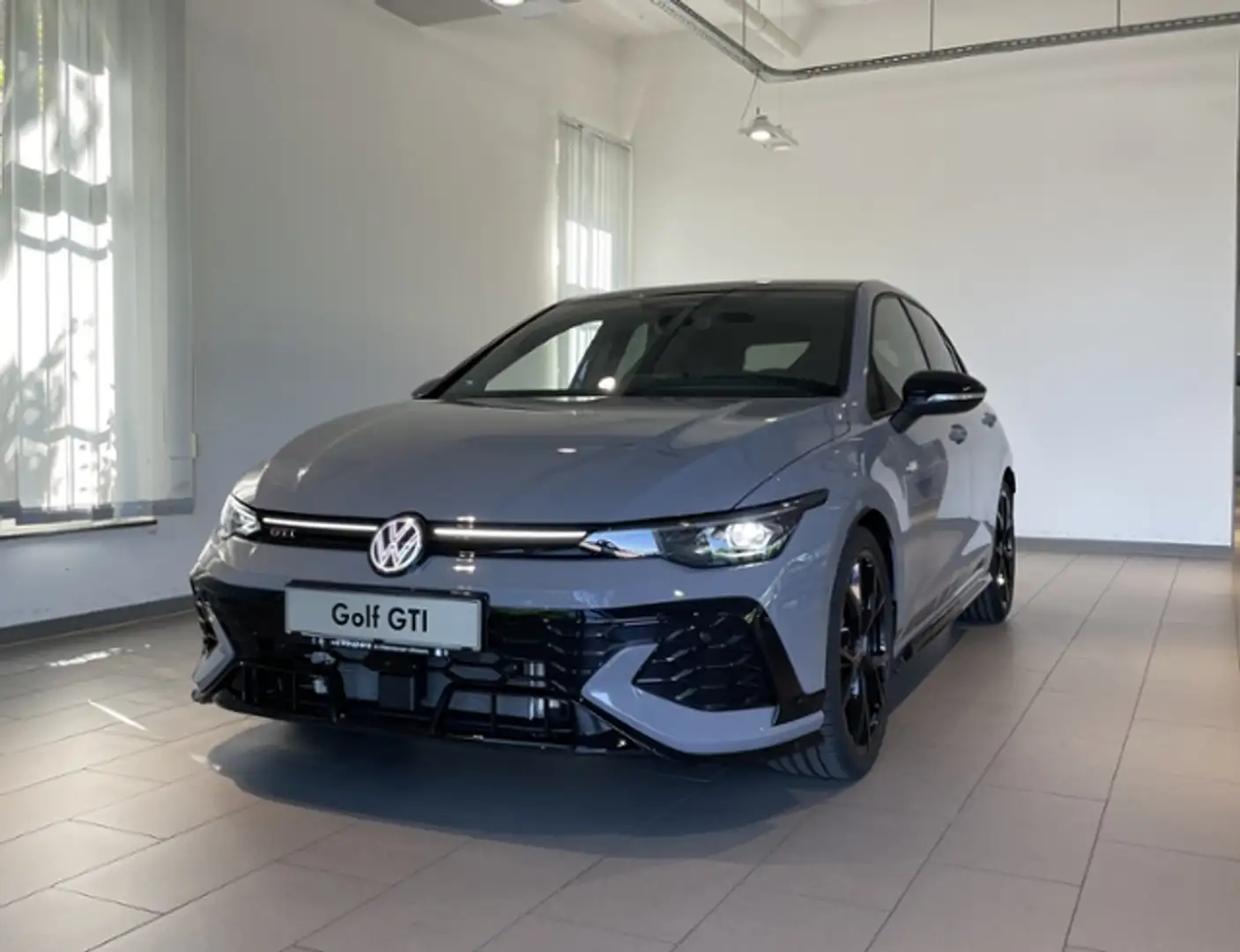 Volkswagen Golf GTI Clubsport 2,0 l TSI OPF 221 kW (300 PS) 7-Gang-Do Grau - 2