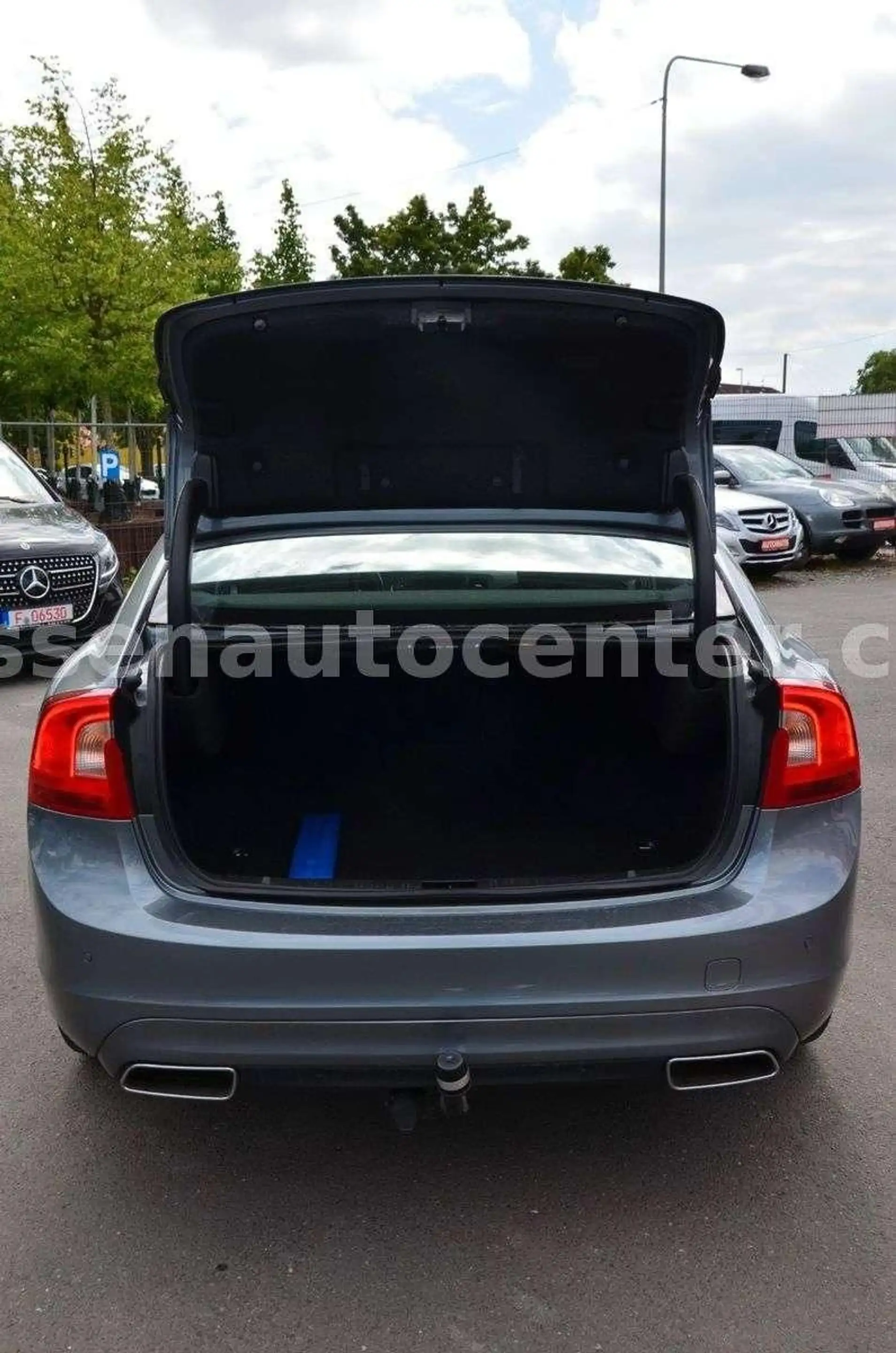 Volvo S60 Lim. *1. Hand*KAMERA*LED*NAVI*AUTOM*TOP — photo 11