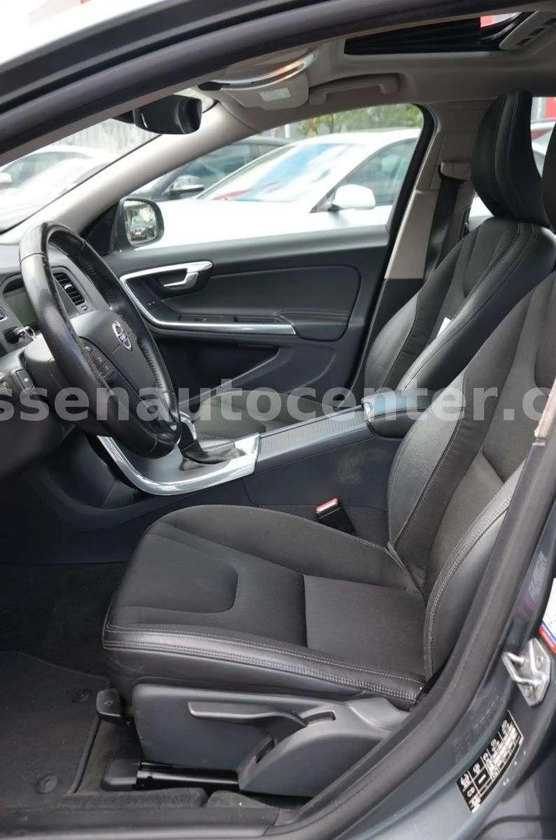 Volvo S60 Lim. *1. Hand*KAMERA*LED*NAVI*AUTOM*TOP — photo 12
