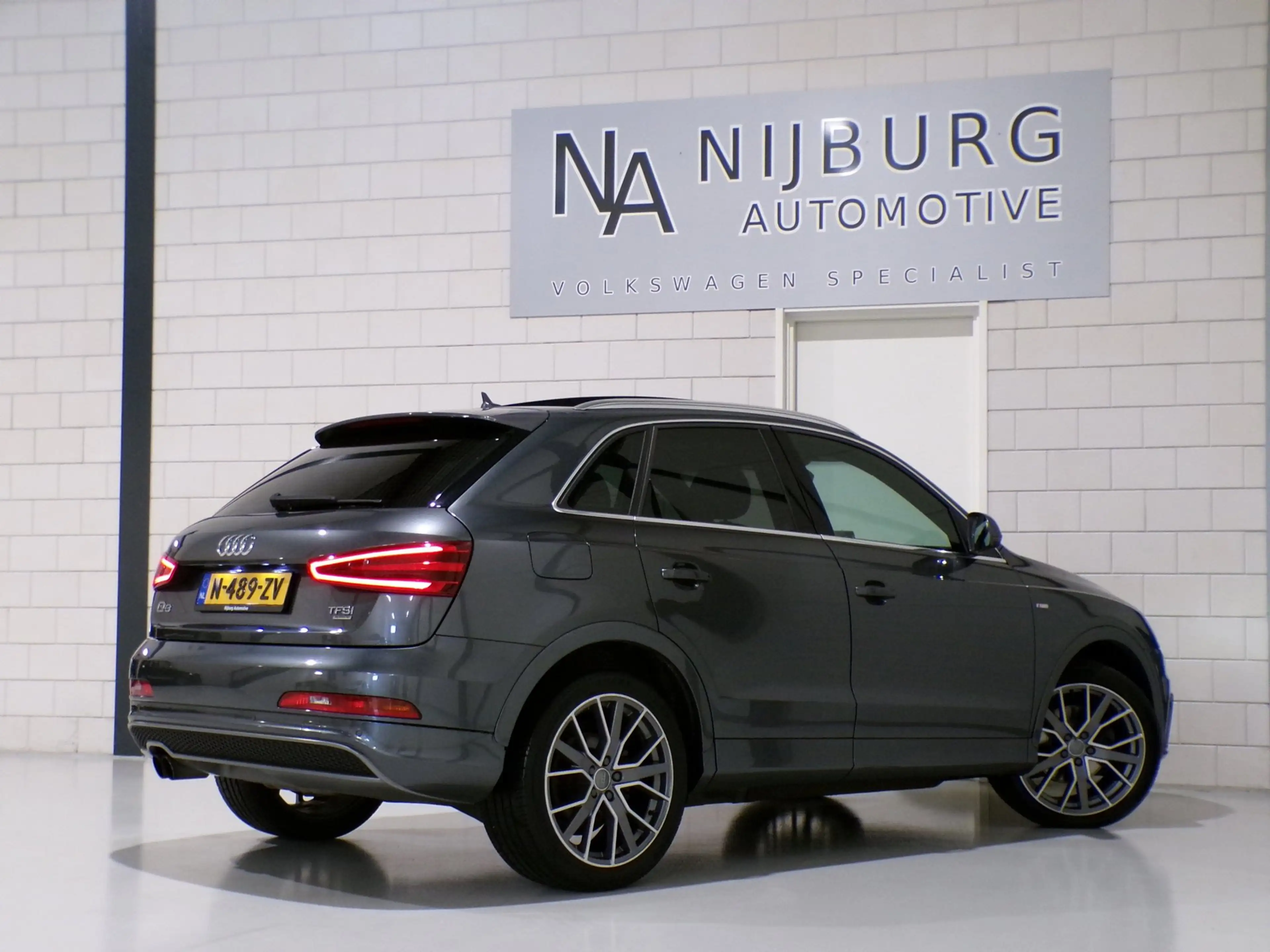 Audi Q3 2.0 TFSI Quattro S Line "Automaat" 2X S-Line Pano — photo 11