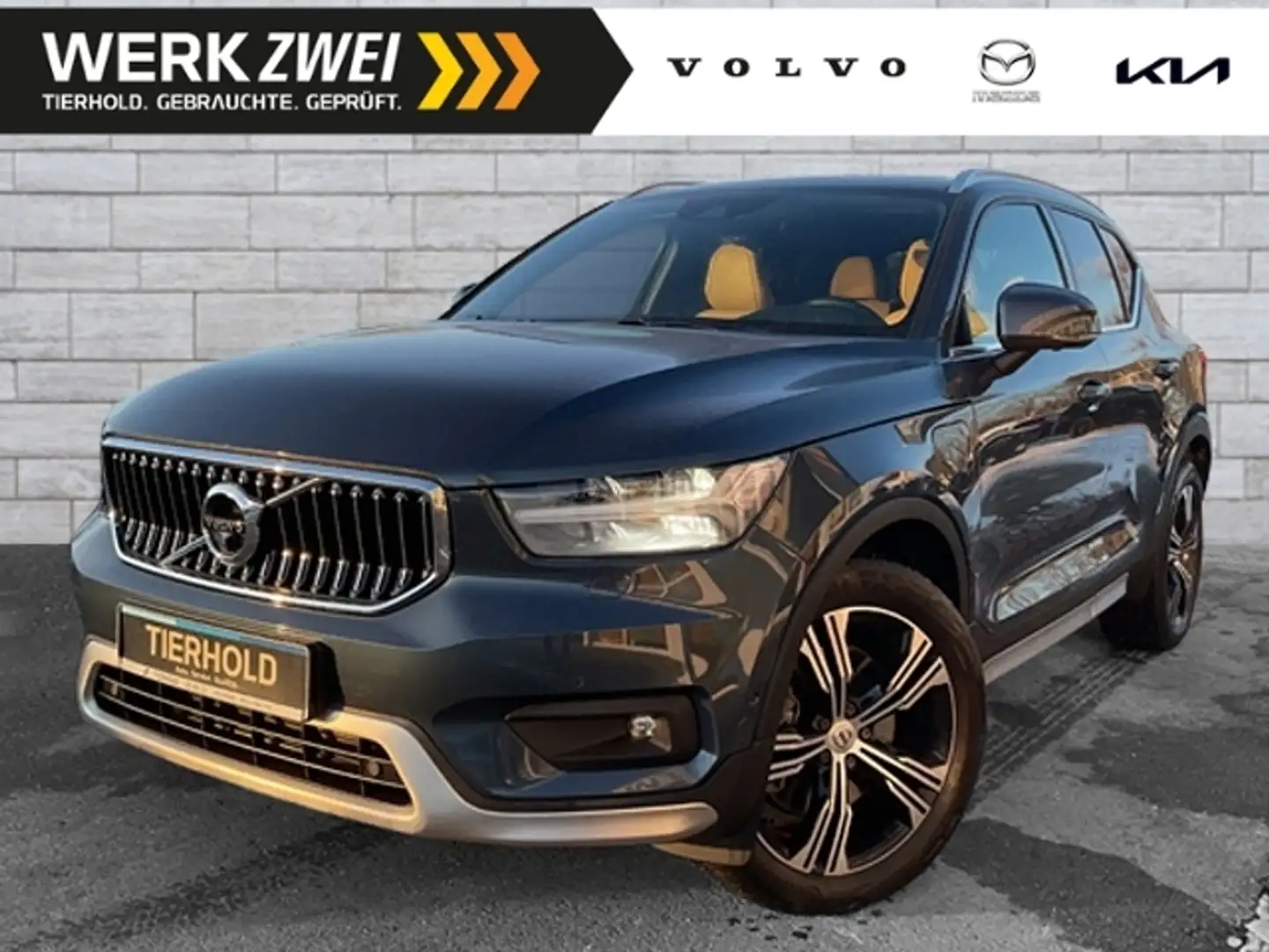 Volvo XC40 T5 Inscription Recharge PANO ACC H&K 360 Blau - 1