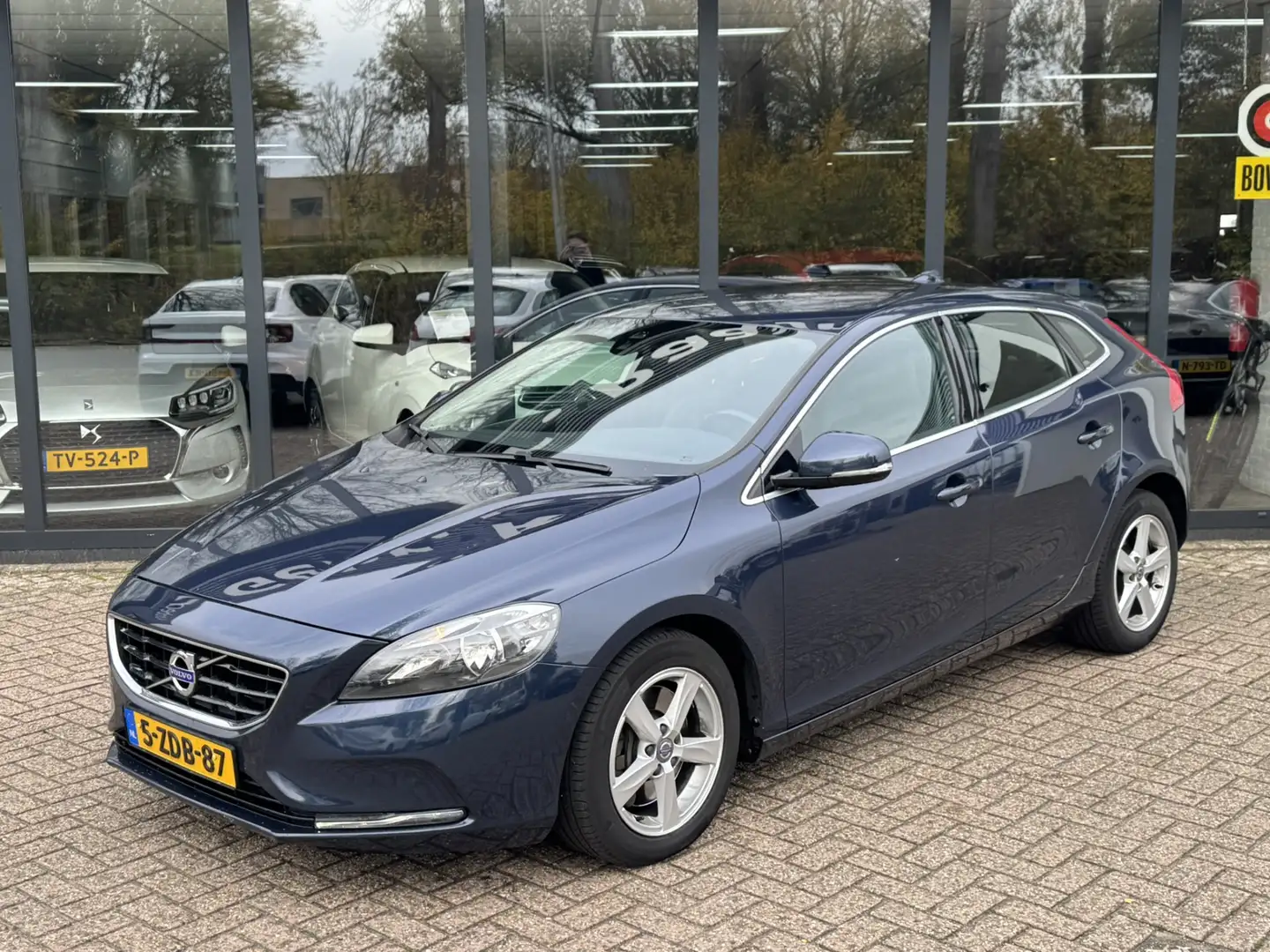 Volvo V40 2.0 D4 191pk Summum *Leder*Navi*EXPORTPRIJS* Azul - 2