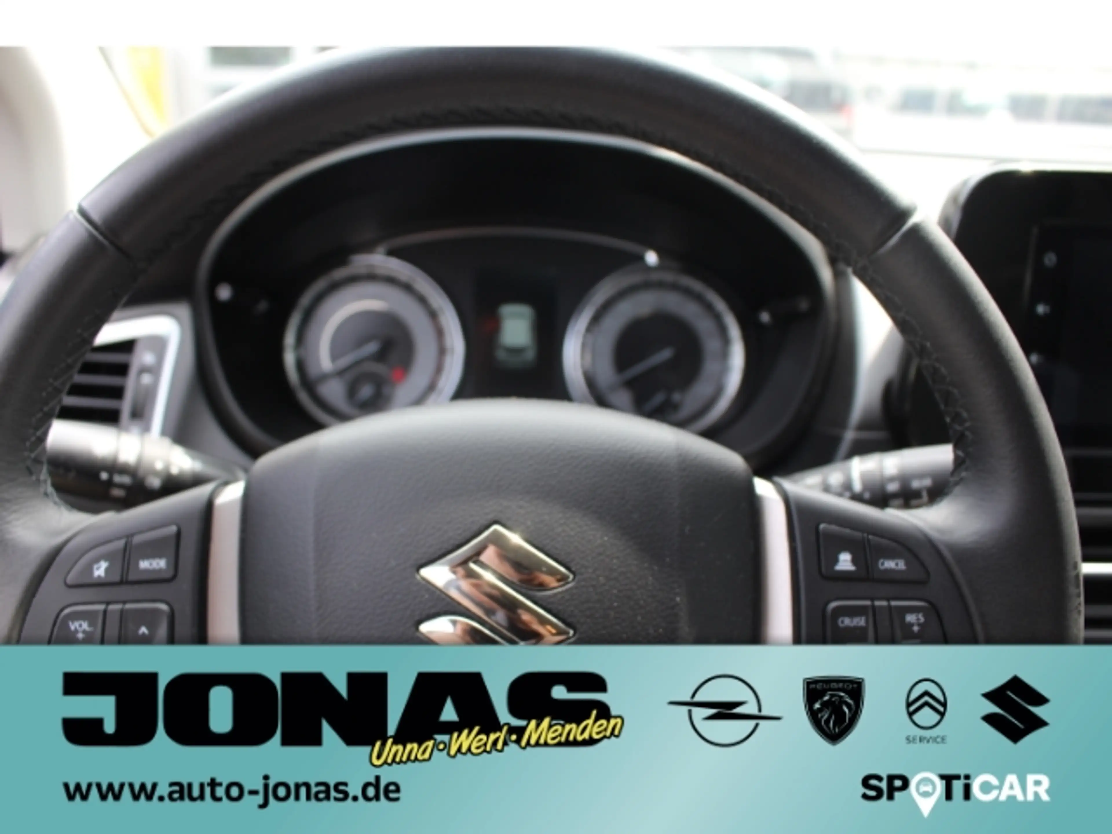 Suzuki SX4 S-Cross 1.4 Comfort Hybrid PDC R-Kamera — photo 15