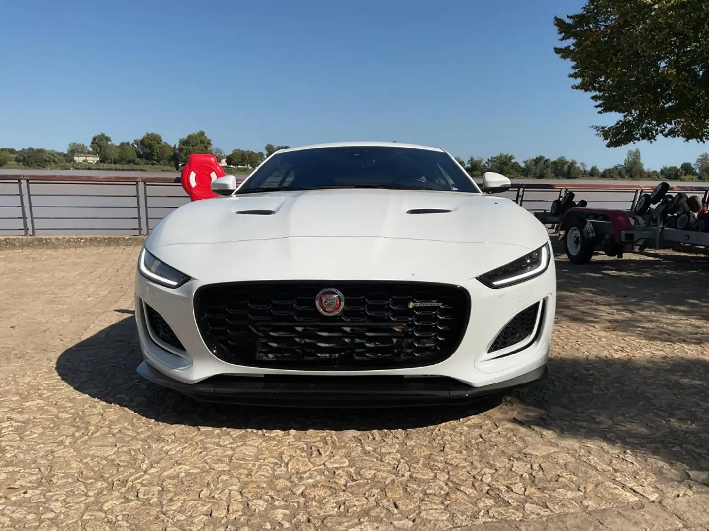Jaguar F-Type F-Type Coupe P300 R-Dynamic Weiß - 2