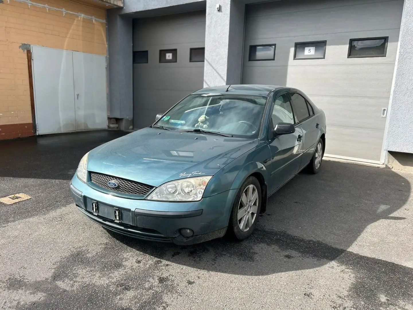 Ford Mondeo 1.8 92 kW Trend - 1