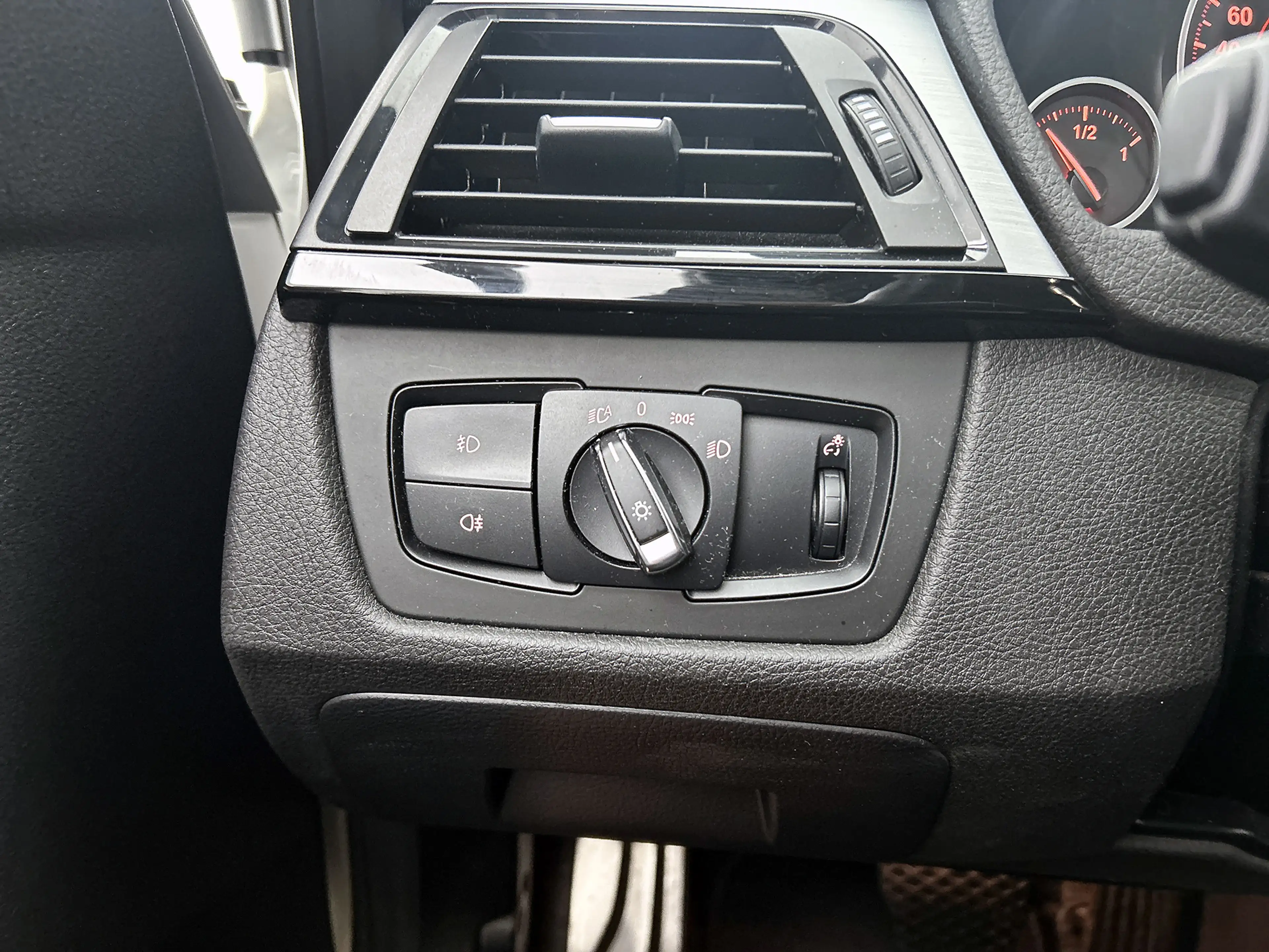 BMW 316 3-serie Touring 316i M Sport | Stoelverwarming | C — photo 23
