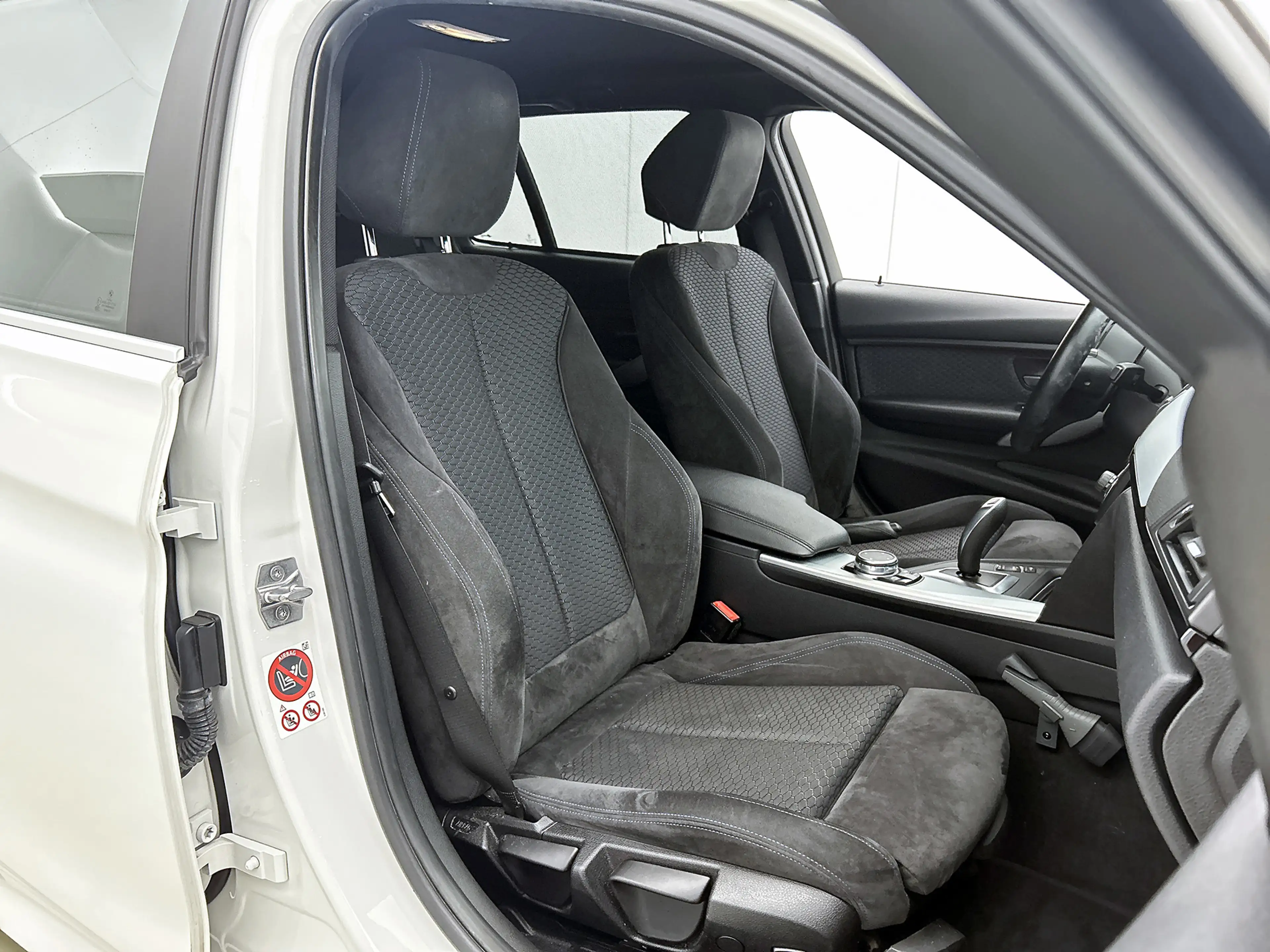 BMW 316 3-serie Touring 316i M Sport | Stoelverwarming | C — photo 11