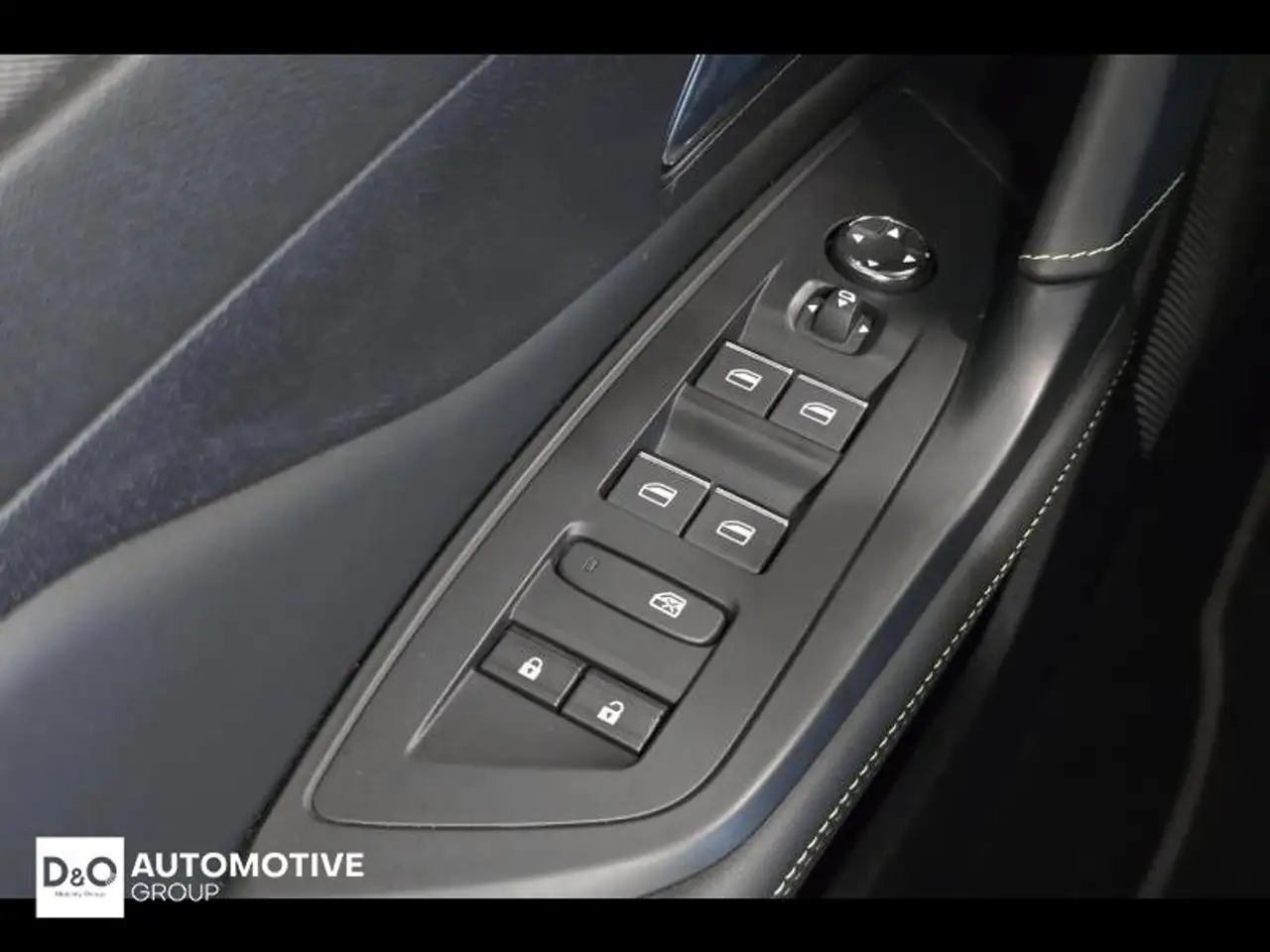 Peugeot 408 GT camera 360° GPS 26