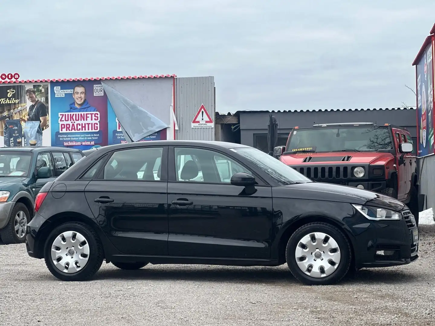 Audi A1 1.4TDI Sportback **Navi*Finanzierung** Noir - 1